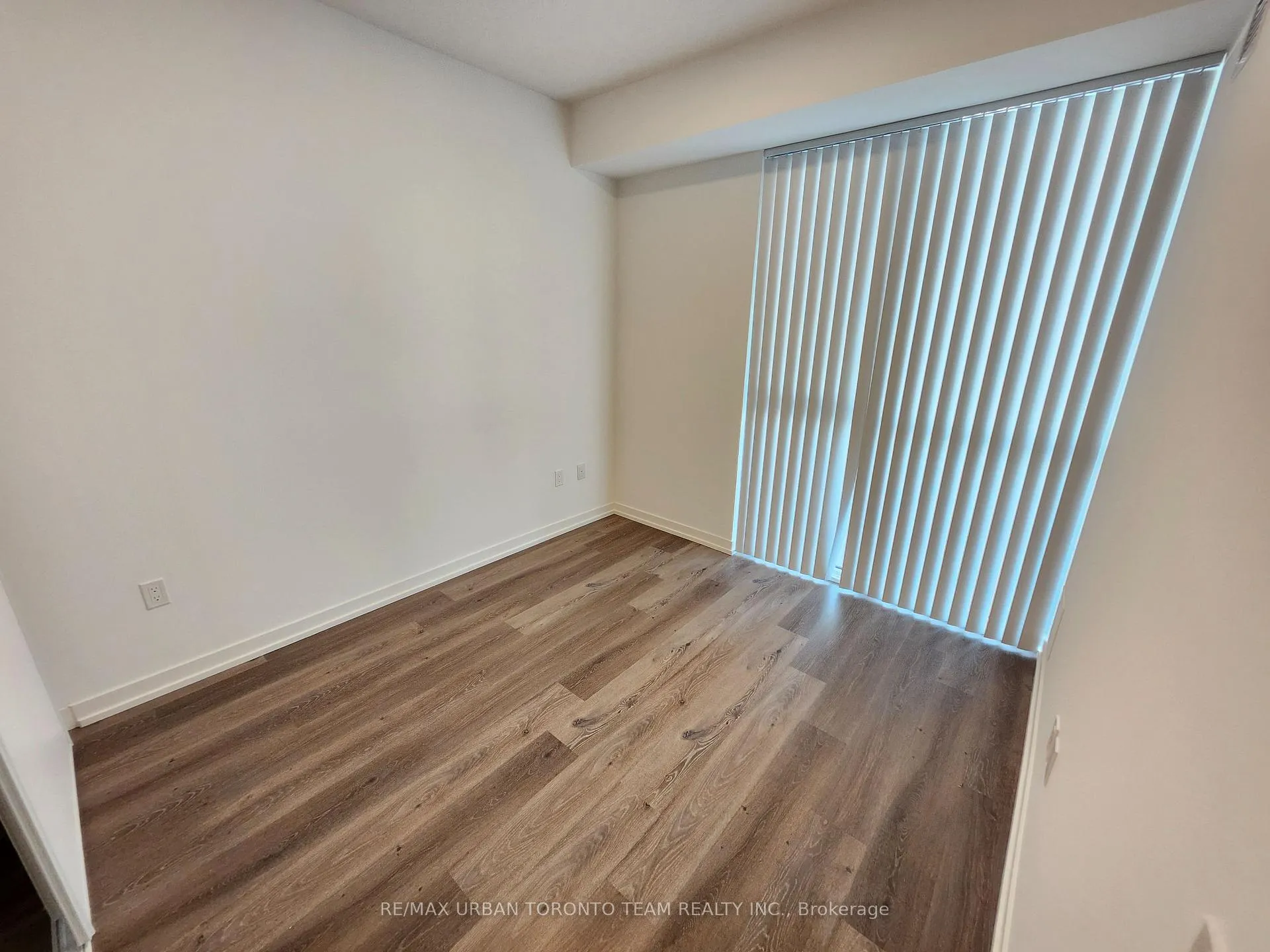 Photo 6 of Unit 1515, 28 Interchange Way, Vaughan, Vaughan Corporate Centre — HOMEH