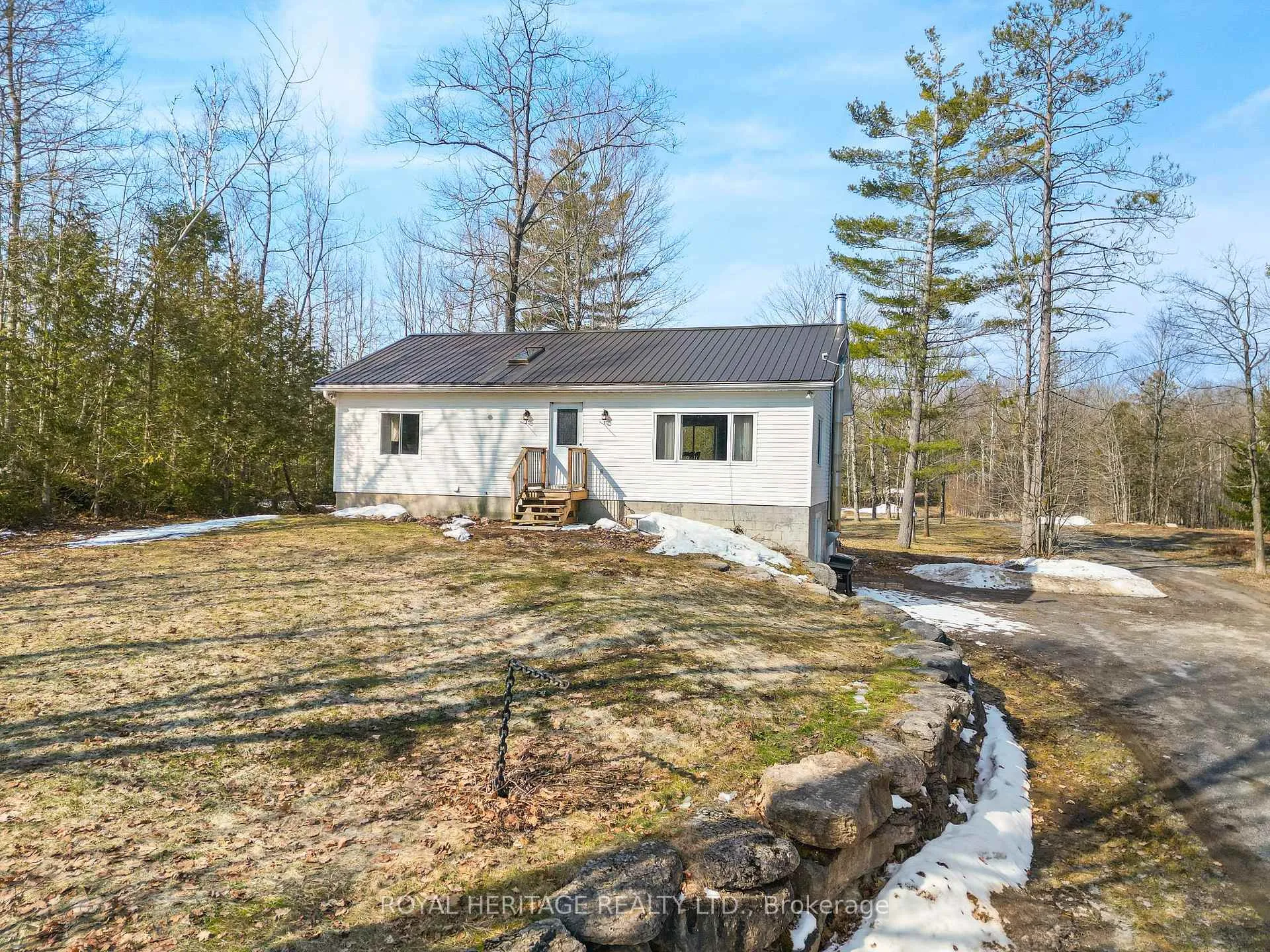 Photo 1 of 1702 County Rd 40, Douro-Dummer — HOMEH