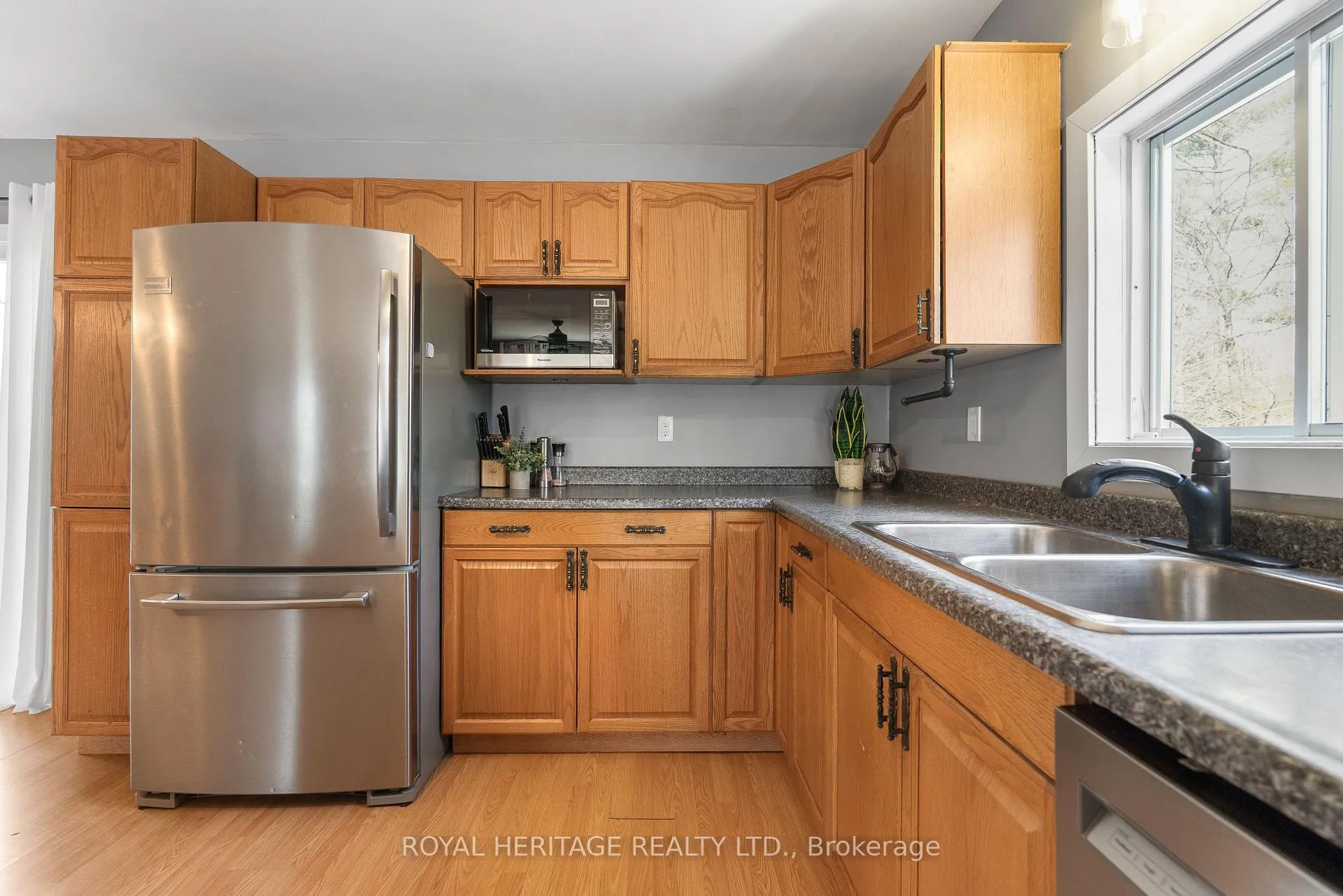 Photo 14 of 1702 County Rd 40, Douro-Dummer — HOMEH