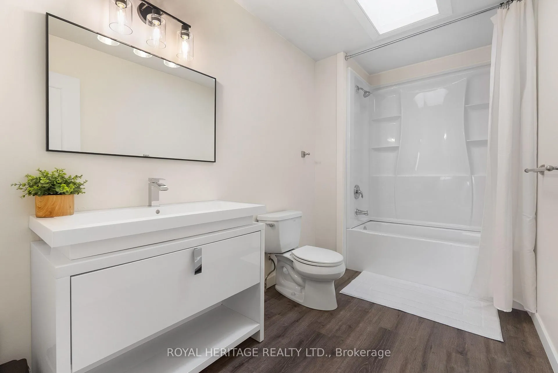 Photo 20 of 1702 County Rd 40, Douro-Dummer — HOMEH