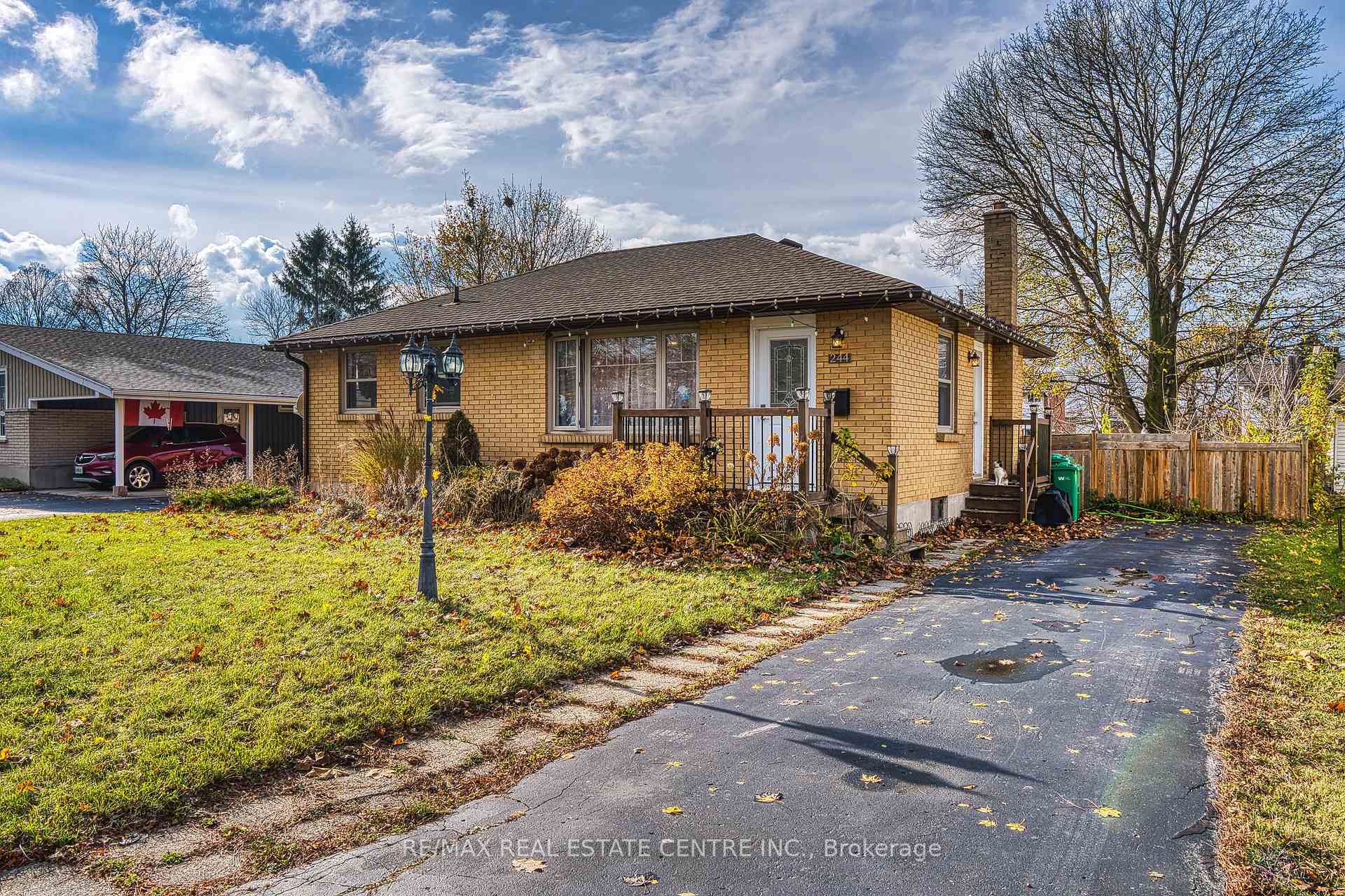 Photo 1 of 244 Cameron Street, Goderich, Goderich (Town) — HOMEH
