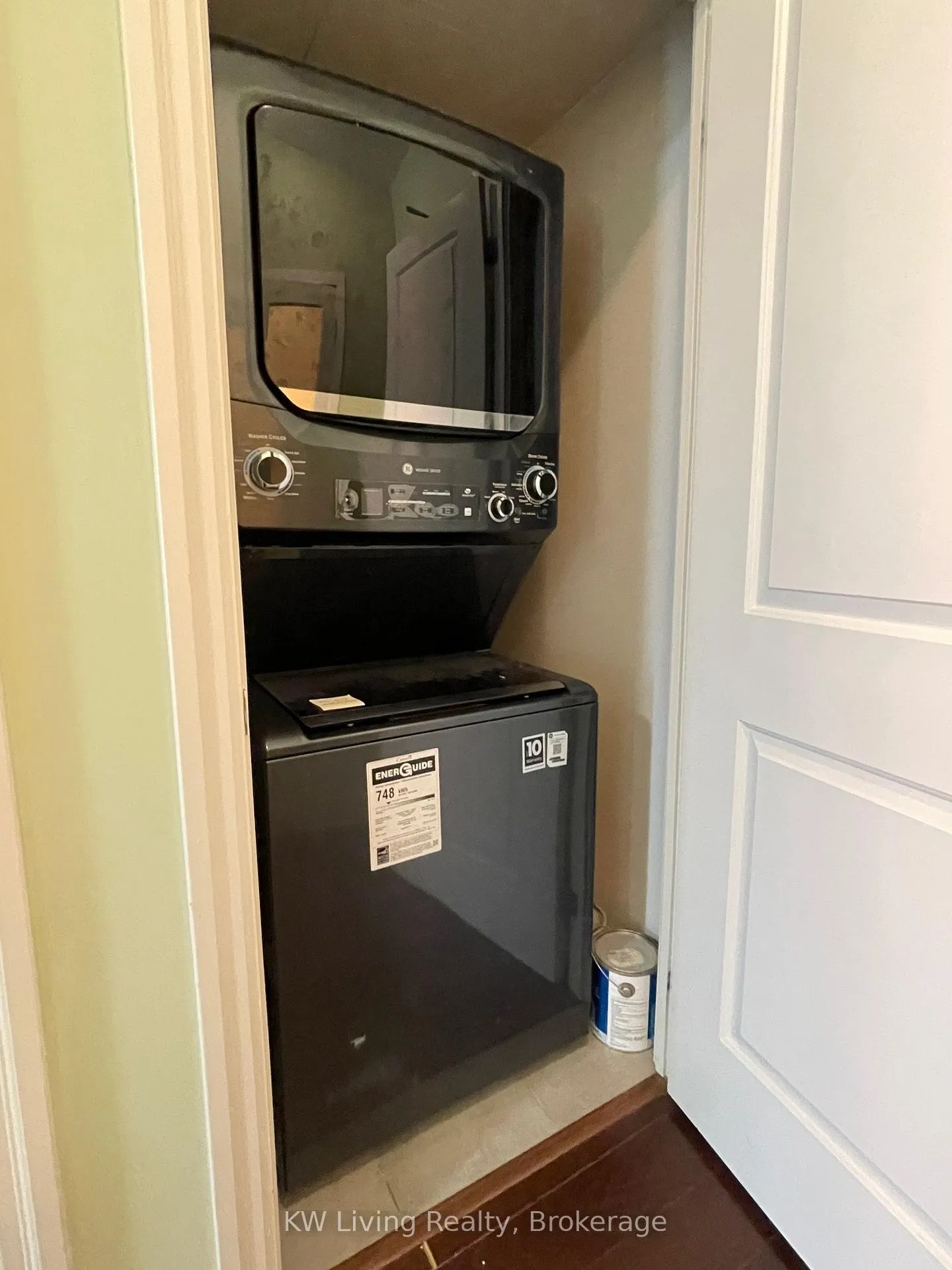 Photo 8 of Unit 806, 8130 Birchmount Road, Markham, Unionville — HOMEH