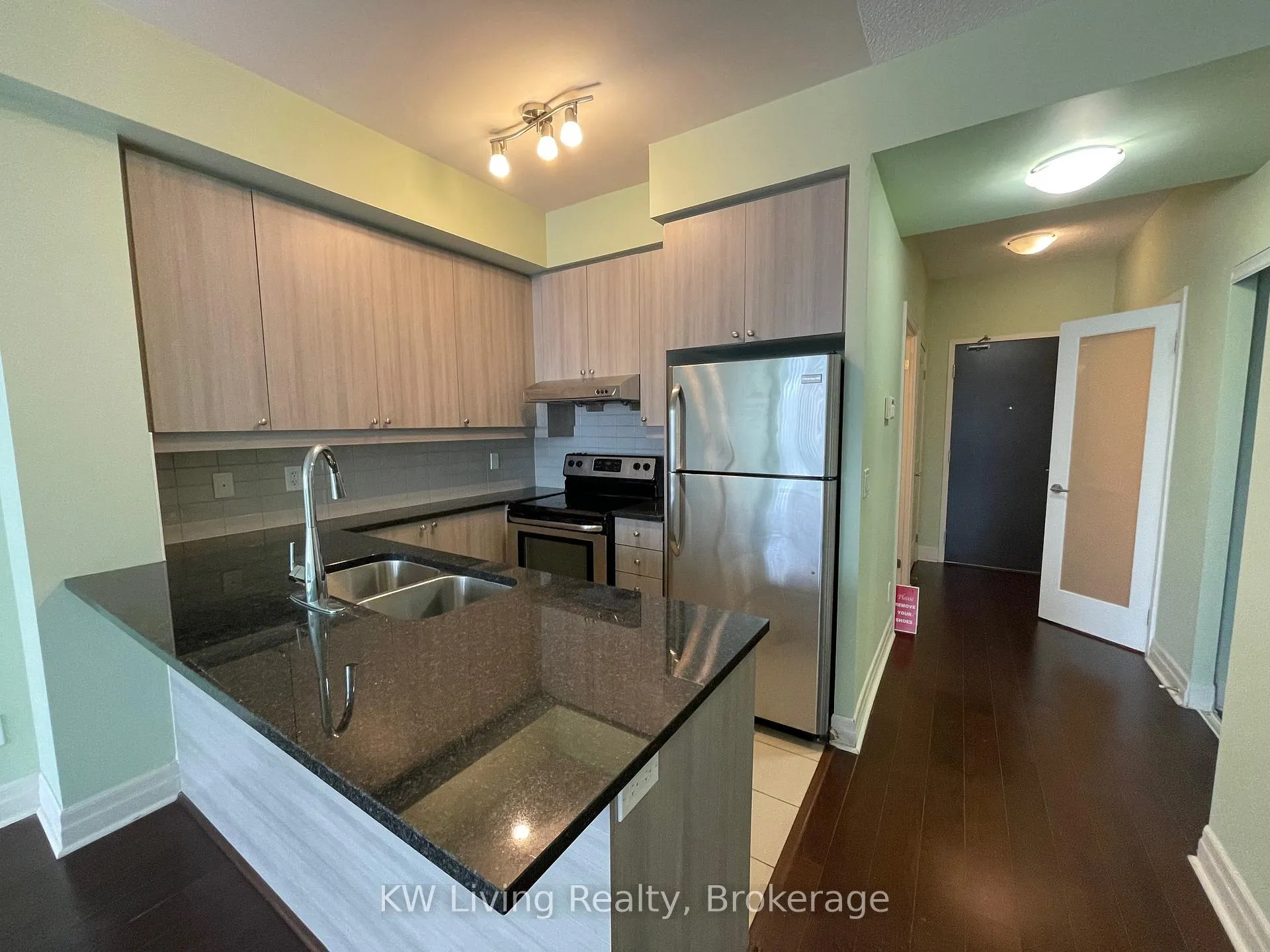 Photo 11 of Unit 806, 8130 Birchmount Road, Markham, Unionville — HOMEH
