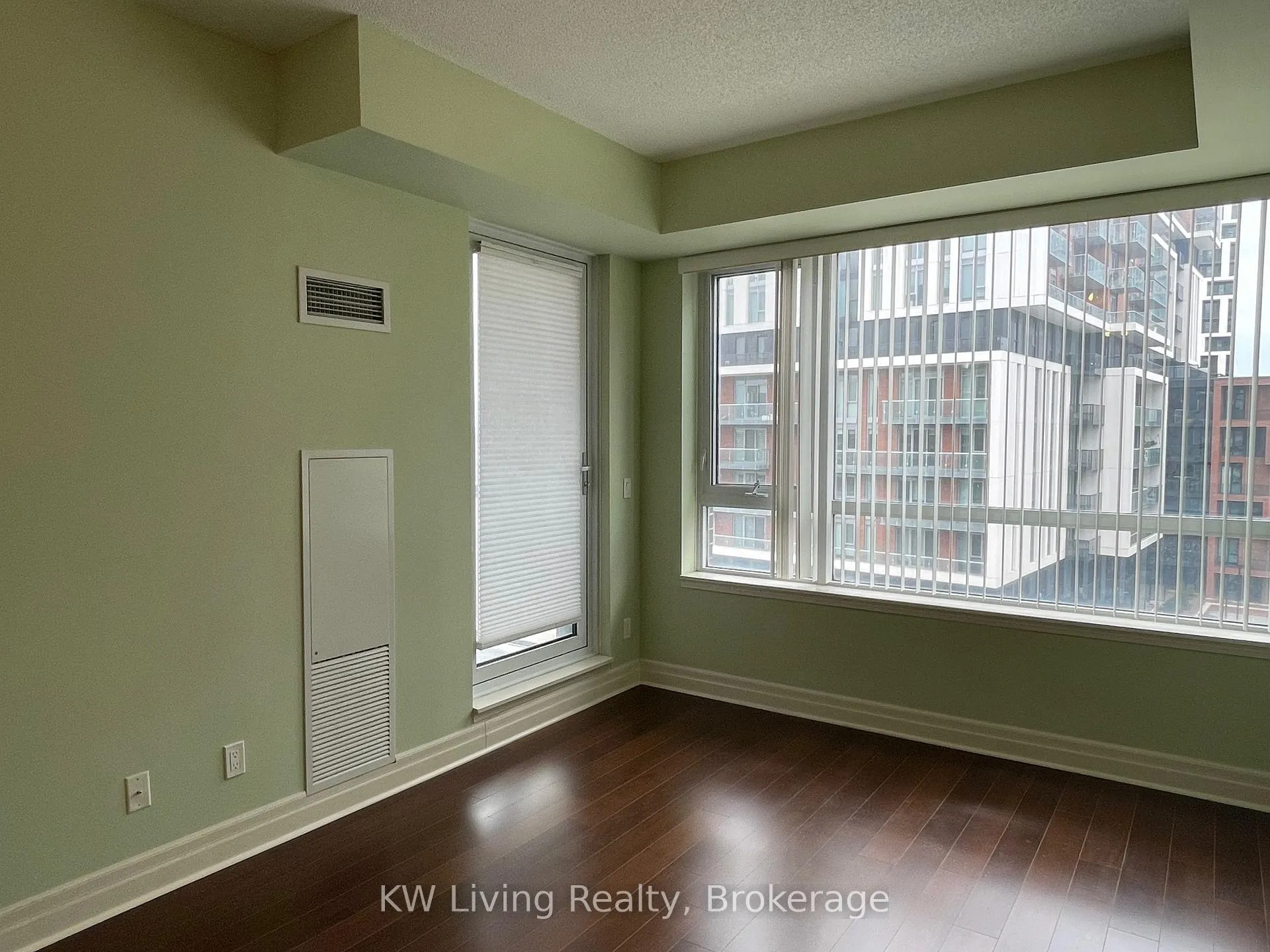 Photo 15 of Unit 806, 8130 Birchmount Road, Markham, Unionville — HOMEH