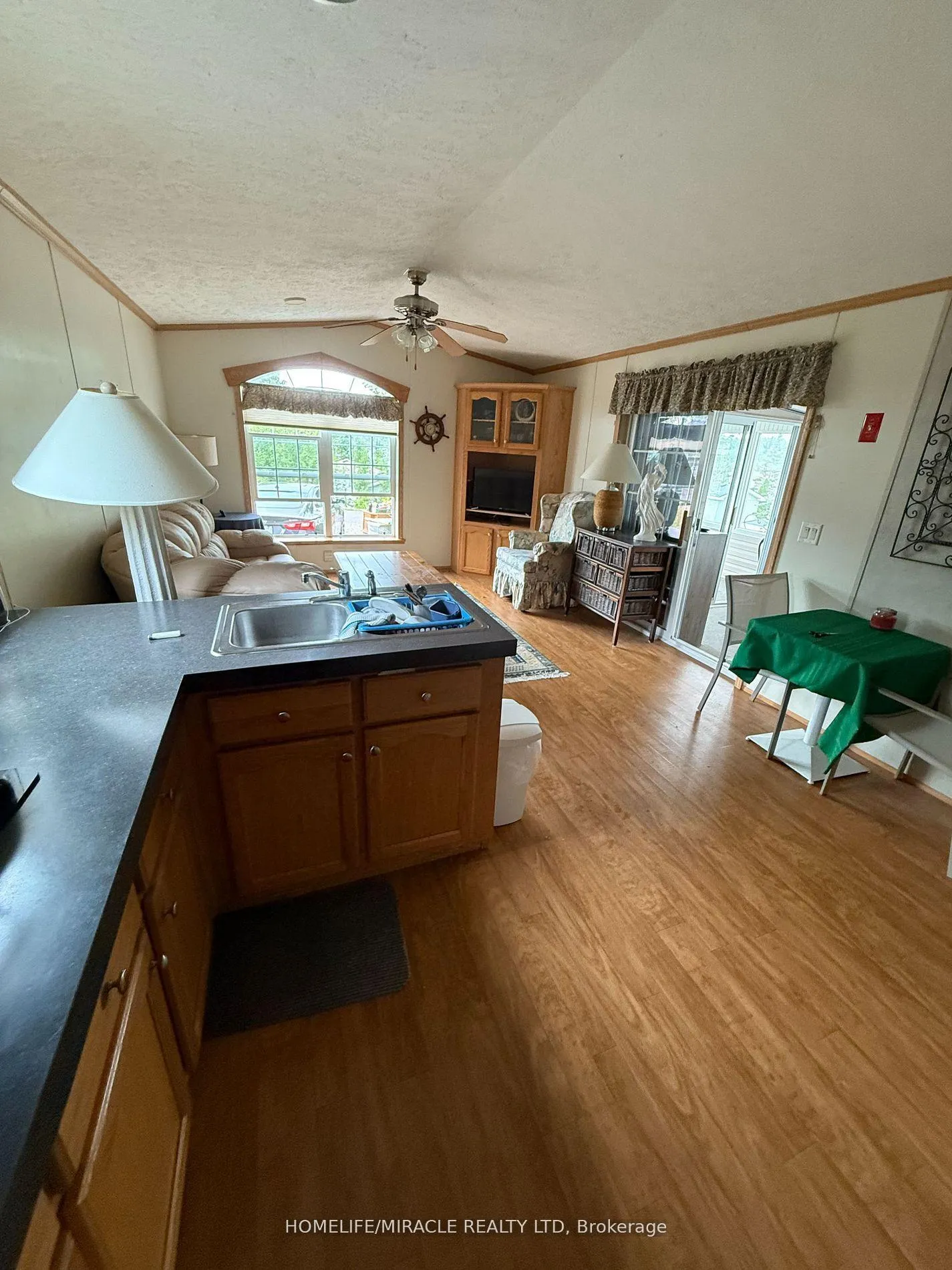 Photo 6 of 11 Grandview Drive, Peterborough, Otonabee Ward 1 — HOMEH