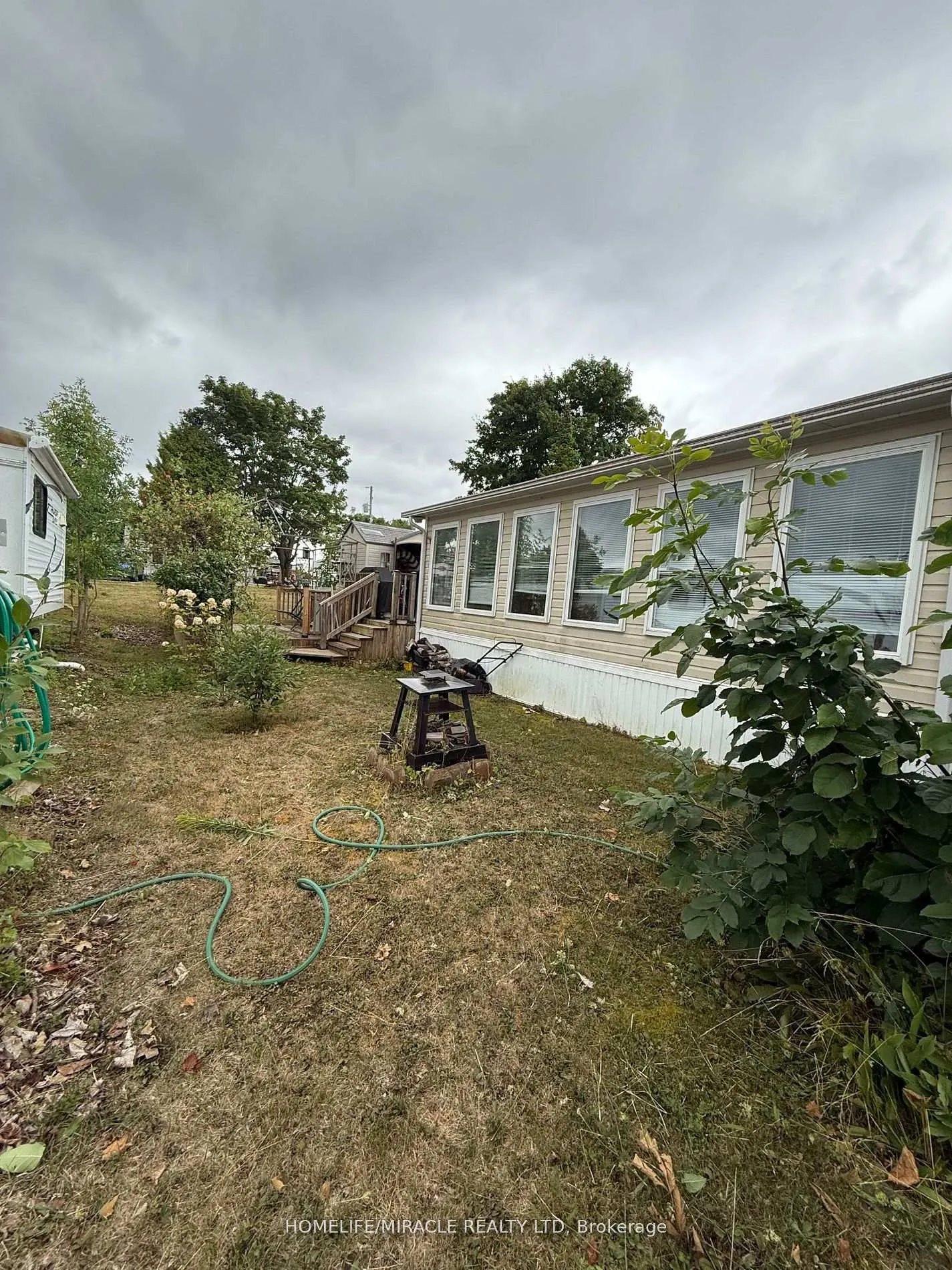 Photo 16 of 11 Grandview Drive, Peterborough, Otonabee Ward 1 — HOMEH
