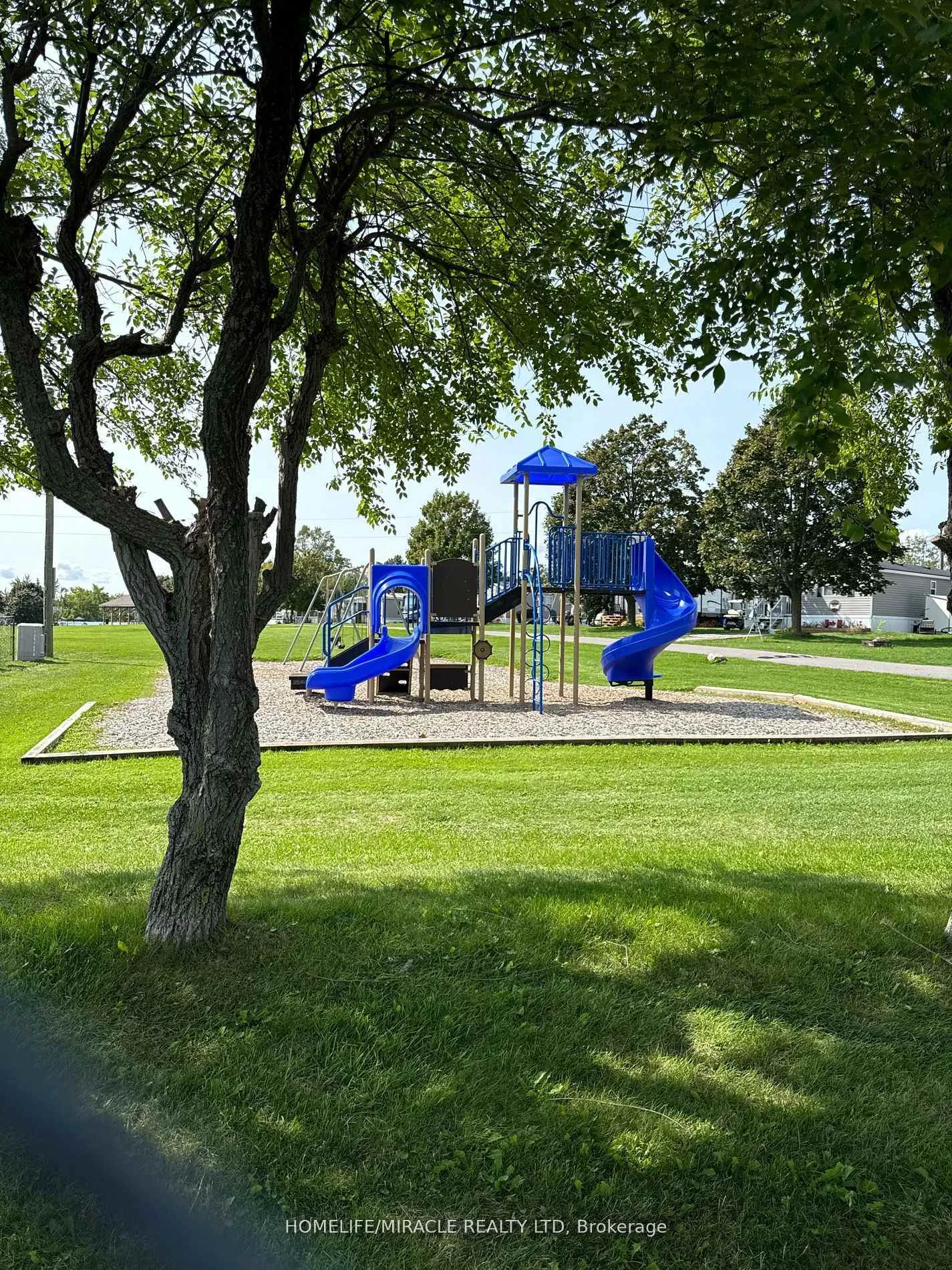 Photo 29 of 11 Grandview Drive, Peterborough, Otonabee Ward 1 — HOMEH