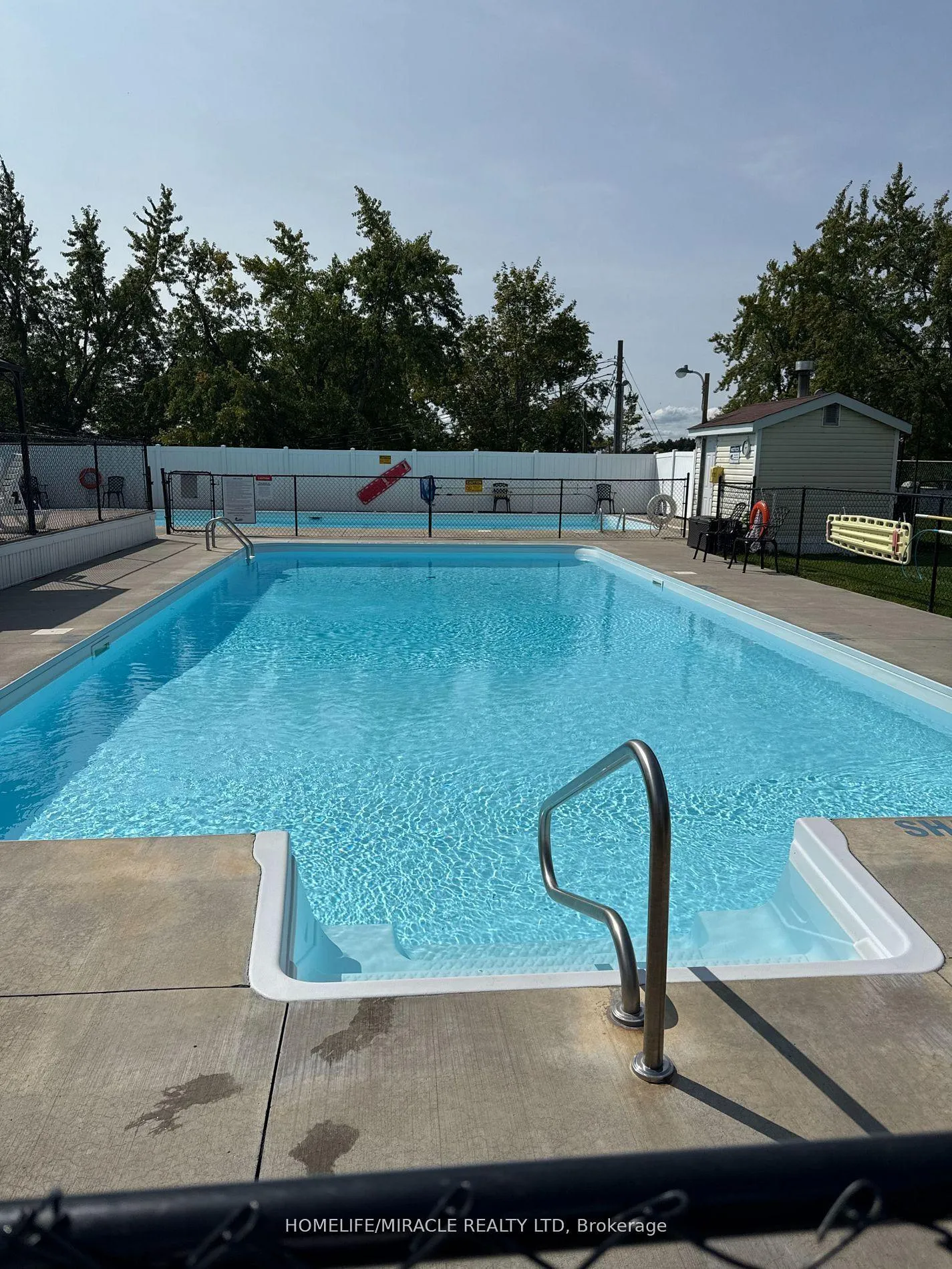Photo 31 of 11 Grandview Drive, Peterborough, Otonabee Ward 1 — HOMEH