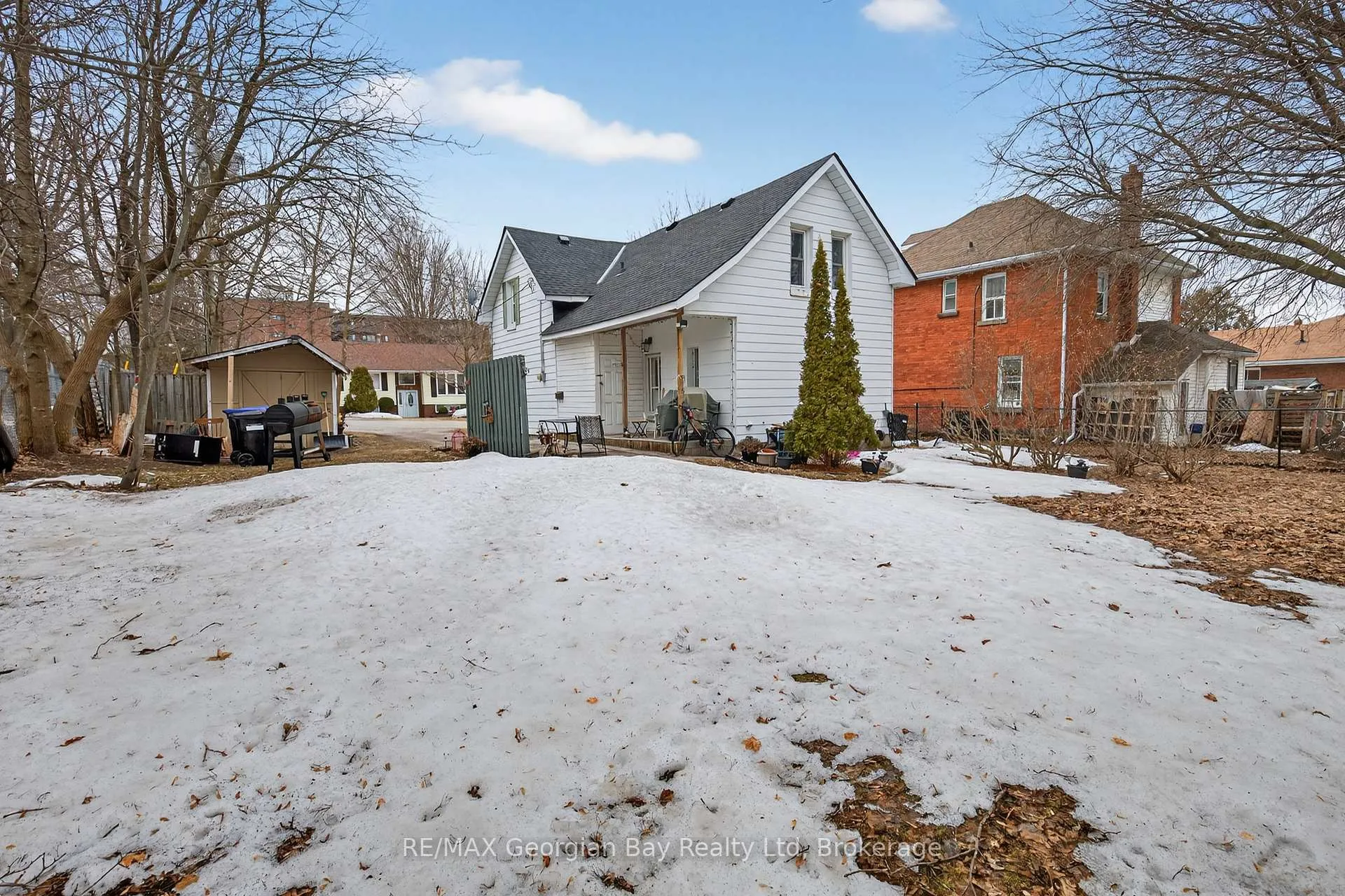 Photo 26 of 547 Nelson Street, Midland — HOMEH