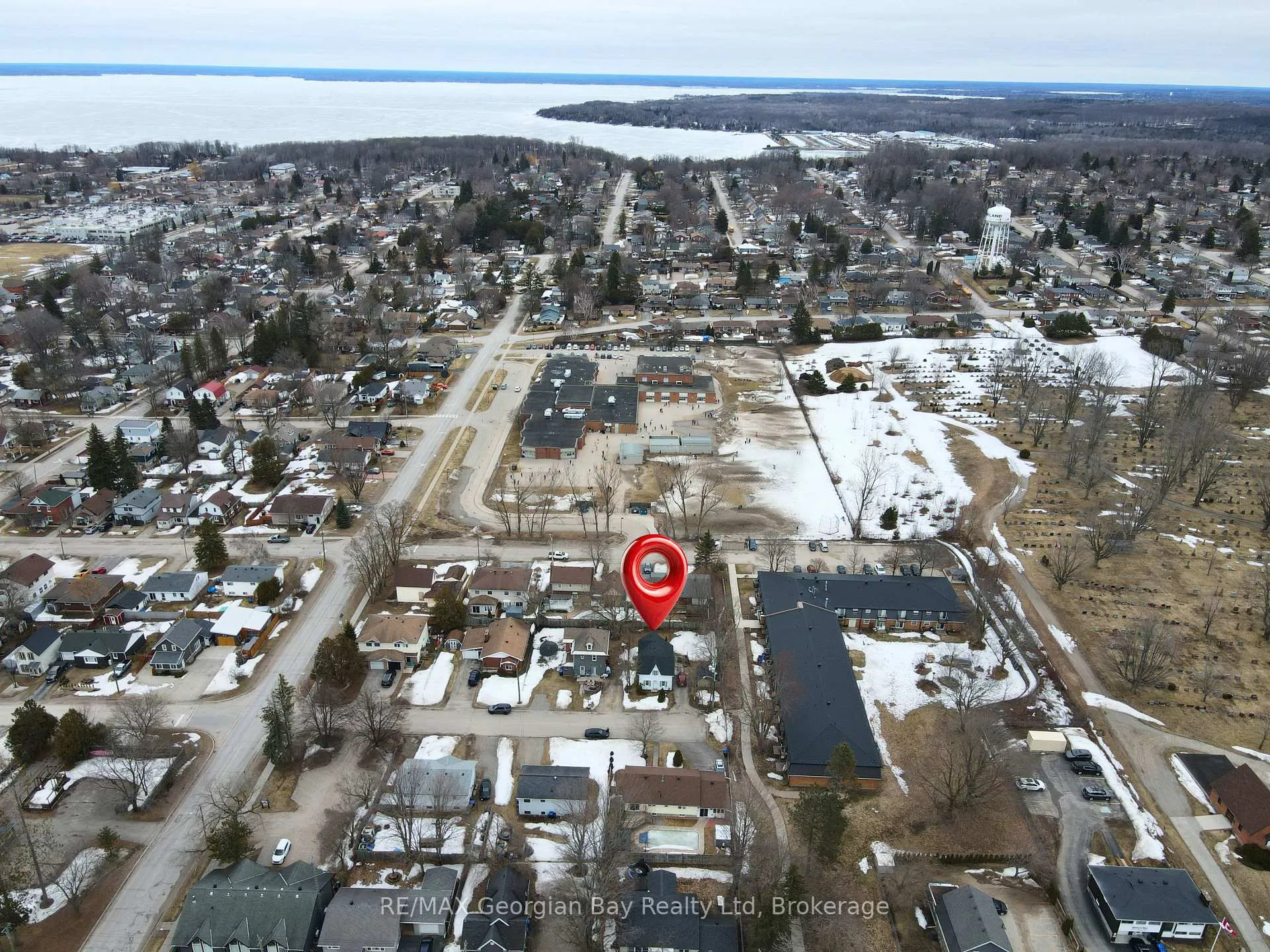 Photo 31 of 547 Nelson Street, Midland — HOMEH