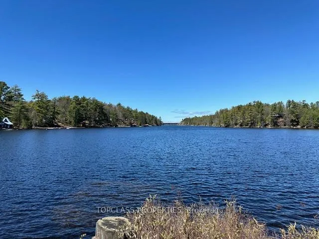 Photo 4 of 1 Island, Gravenhurst, Muskoka (S) — HOMEH