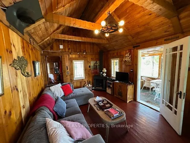 Photo 9 of 1 Island, Gravenhurst, Muskoka (S) — HOMEH