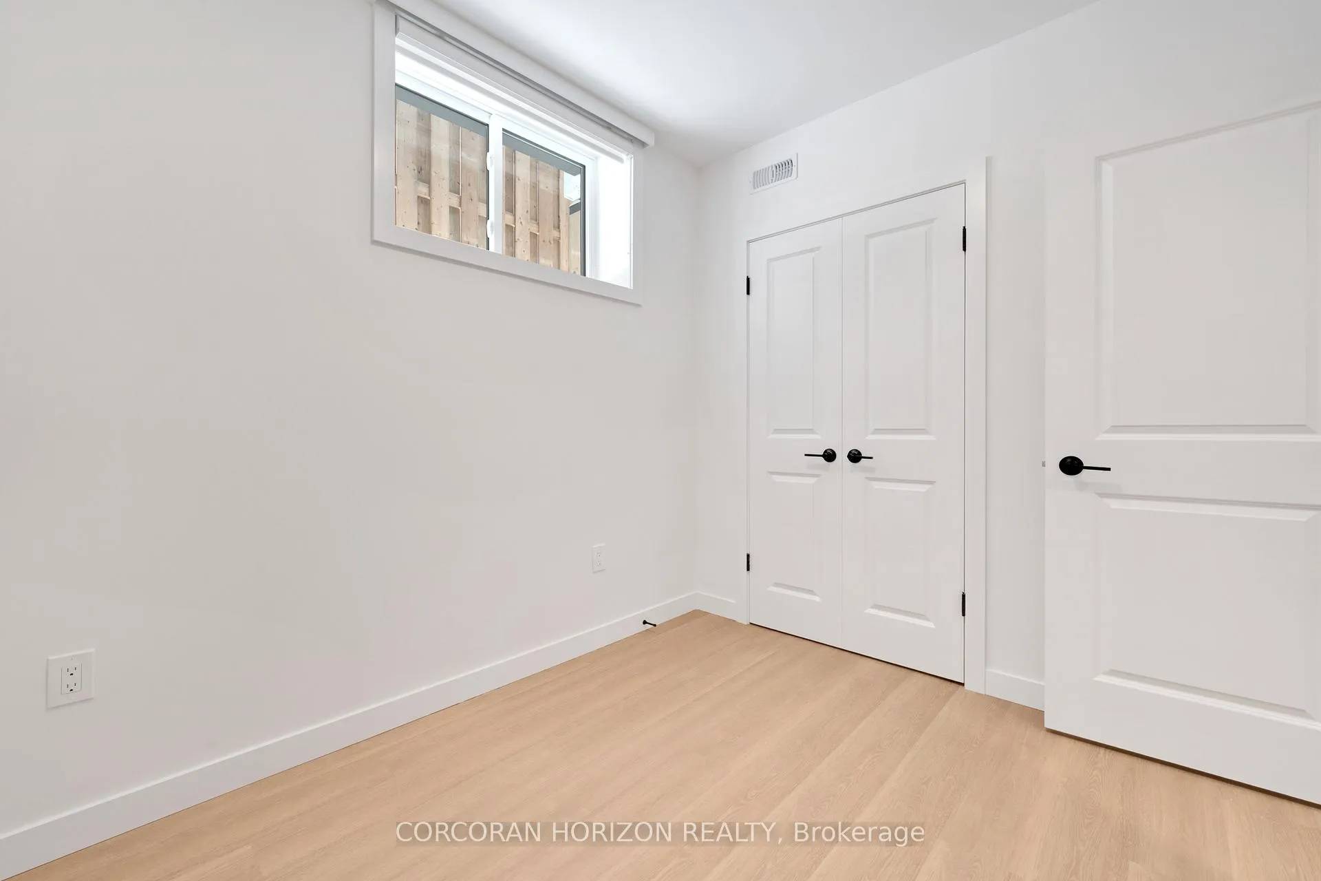 Photo 7 of Unit 5, 15 Cedar Street, Kitchener — HOMEH
