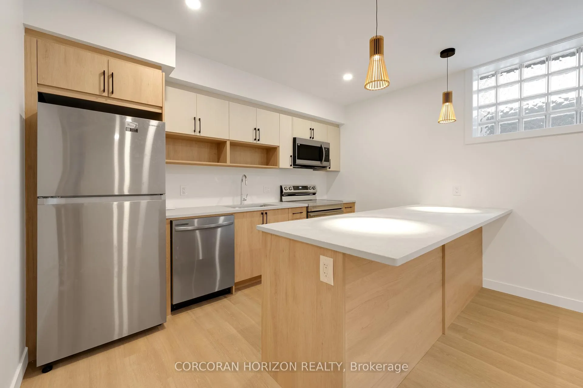 Photo 12 of Unit 5, 15 Cedar Street, Kitchener — HOMEH