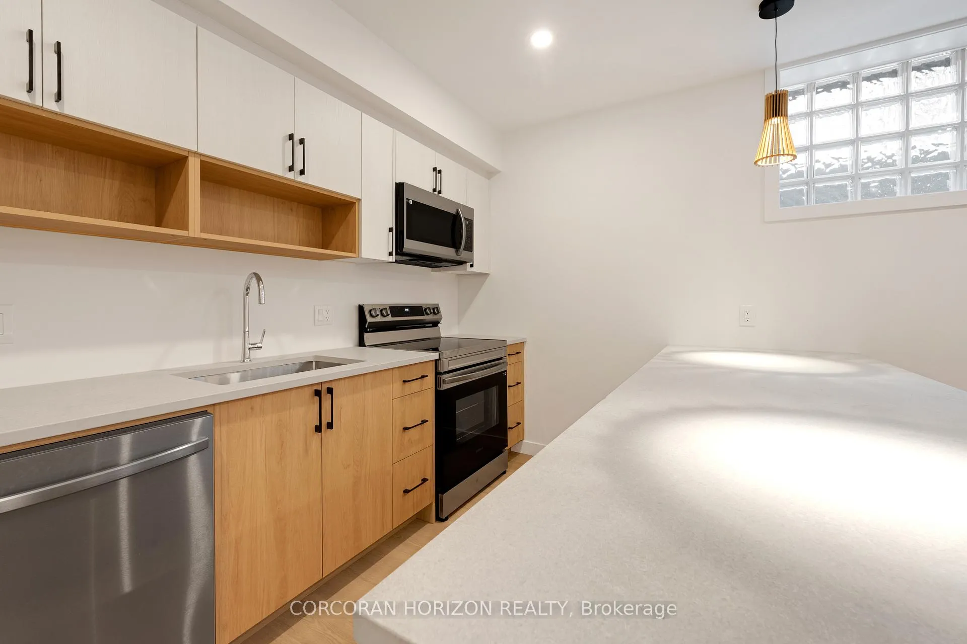 Photo 13 of Unit 5, 15 Cedar Street, Kitchener — HOMEH