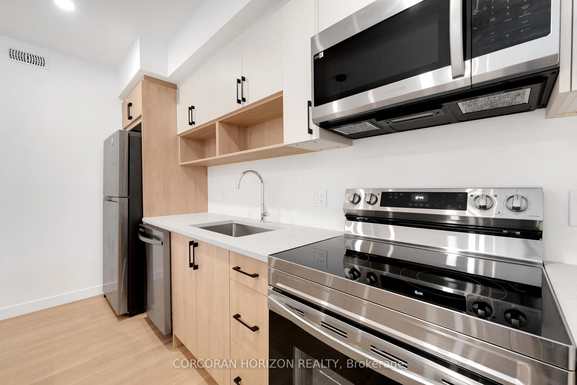 Photo 14 of Unit 5, 15 Cedar Street, Kitchener — HOMEH