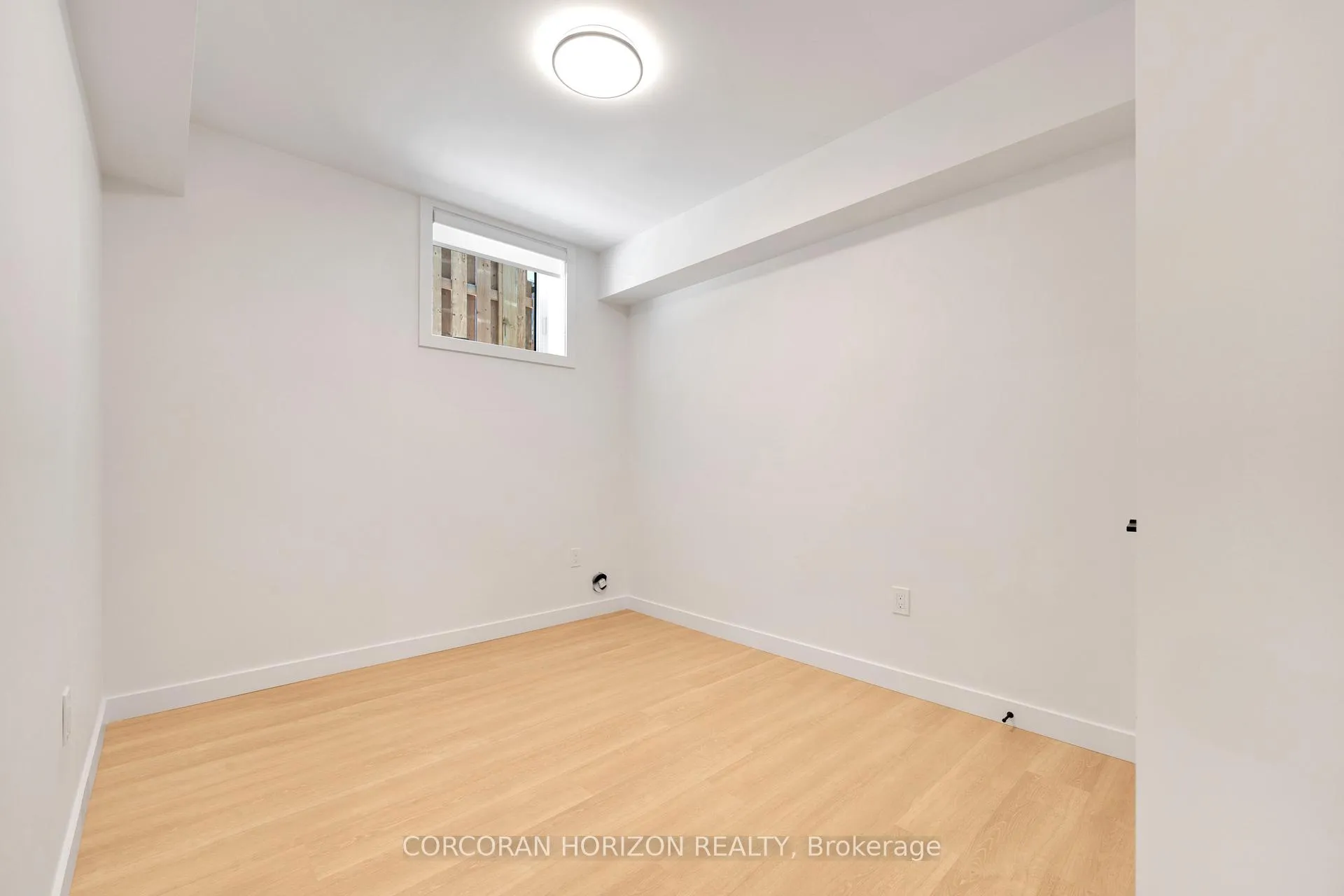 Photo 16 of Unit 5, 15 Cedar Street, Kitchener — HOMEH
