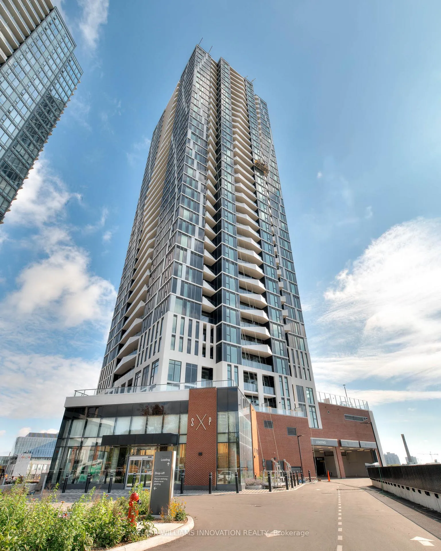 Photo 1 of Unit 404, 25 Wellington Street S, Kitchener — HOMEH