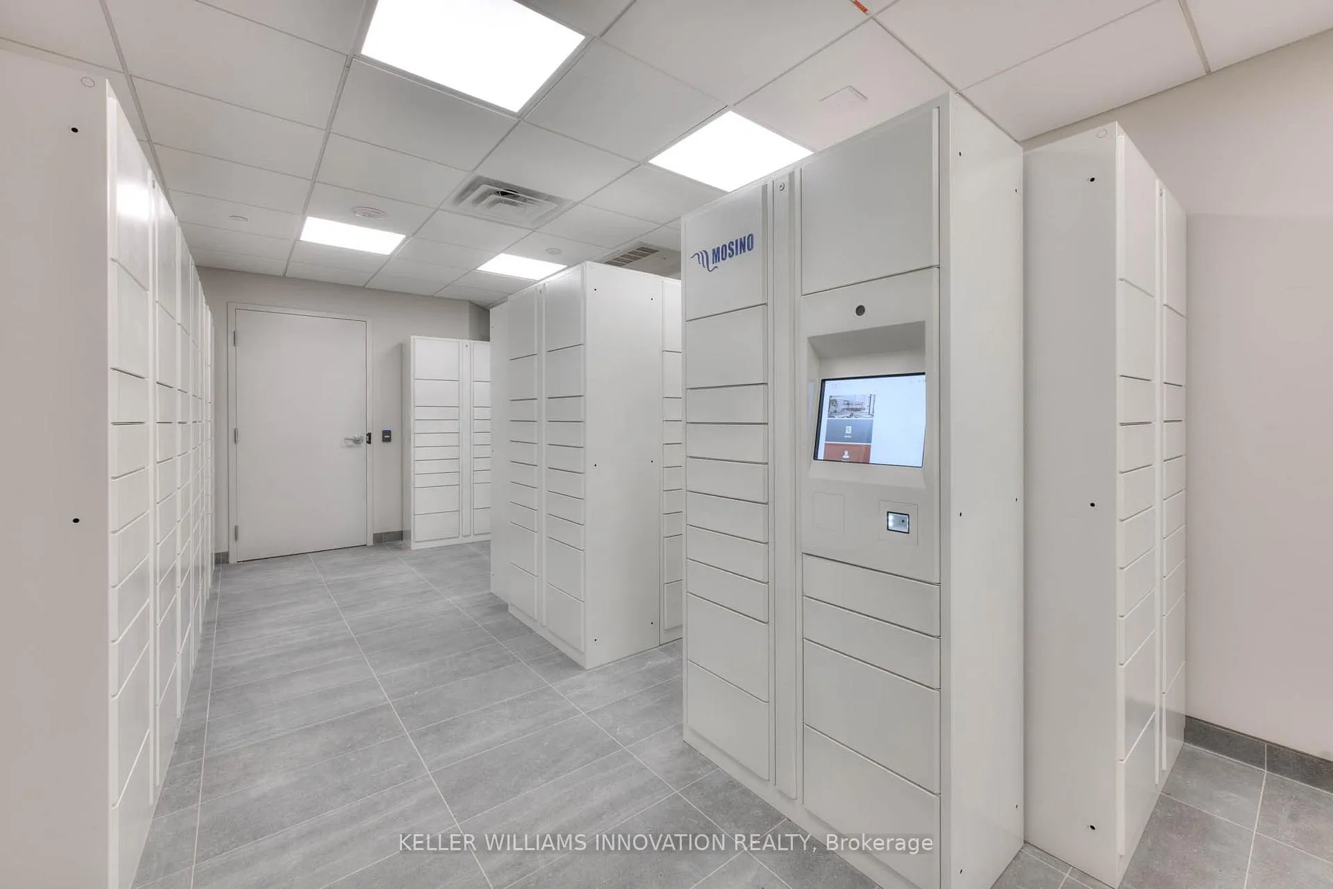 Photo 4 of Unit 404, 25 Wellington Street S, Kitchener — HOMEH