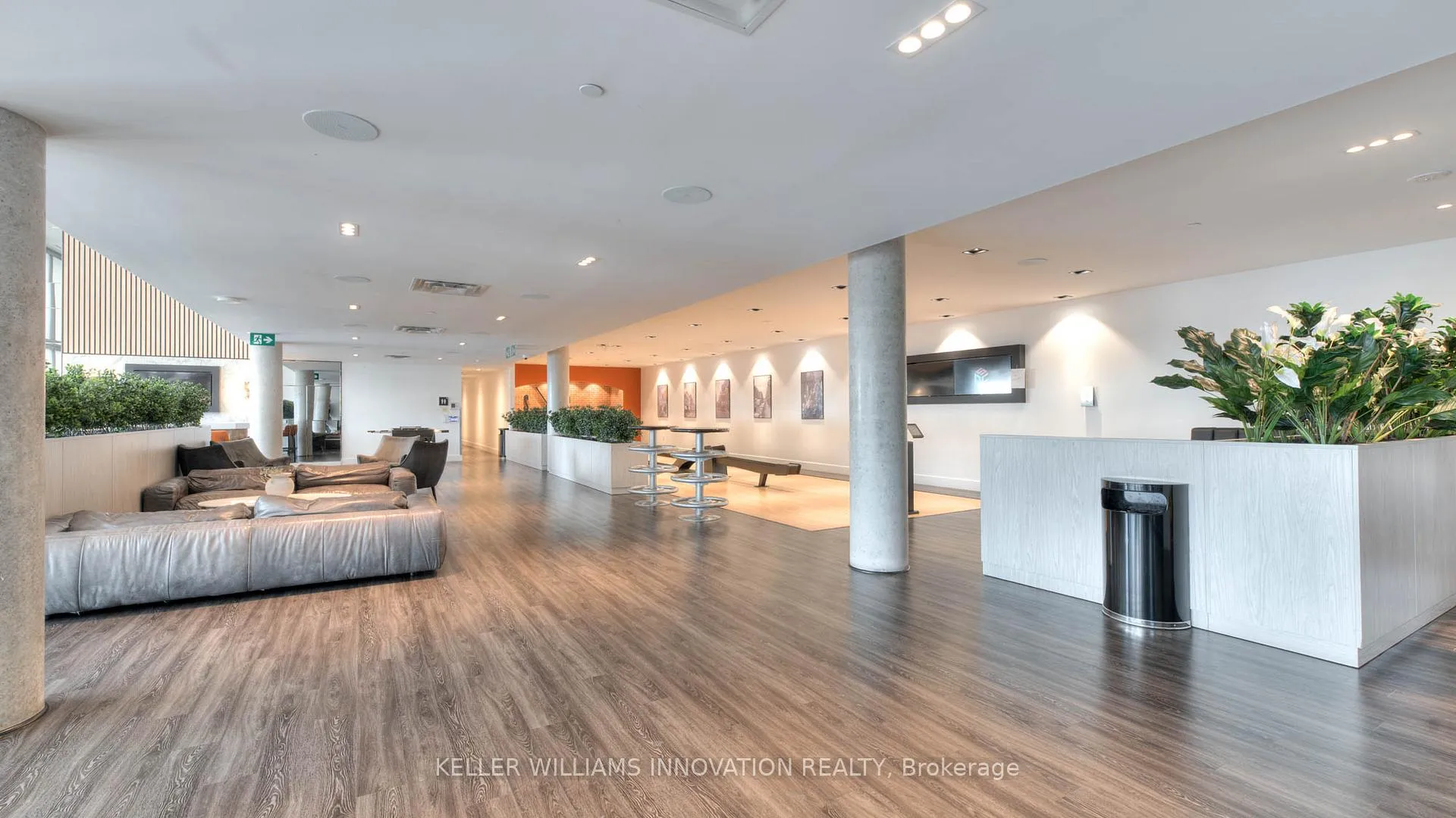 Photo 25 of Unit 404, 25 Wellington Street S, Kitchener — HOMEH
