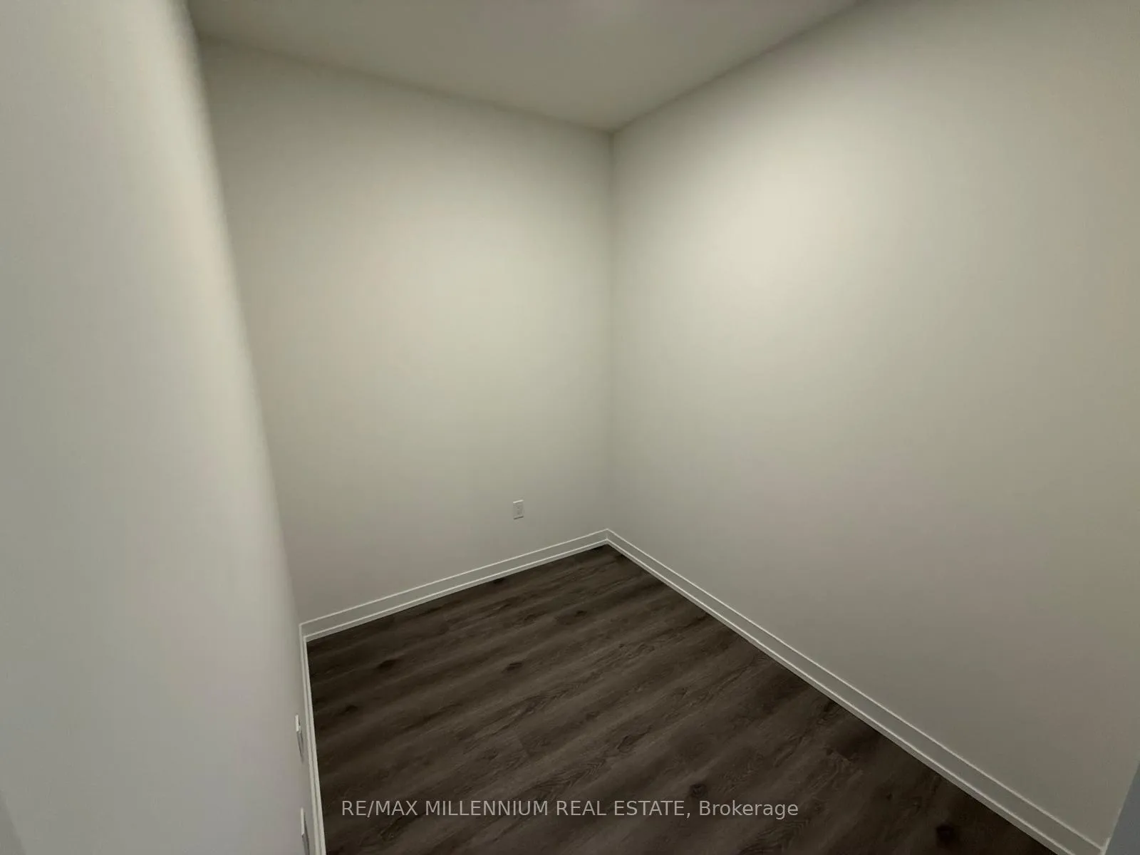 Photo 8 of Unit 5215, 225 Commerce Street, Vaughan, Vaughan Corporate Centre — HOMEH