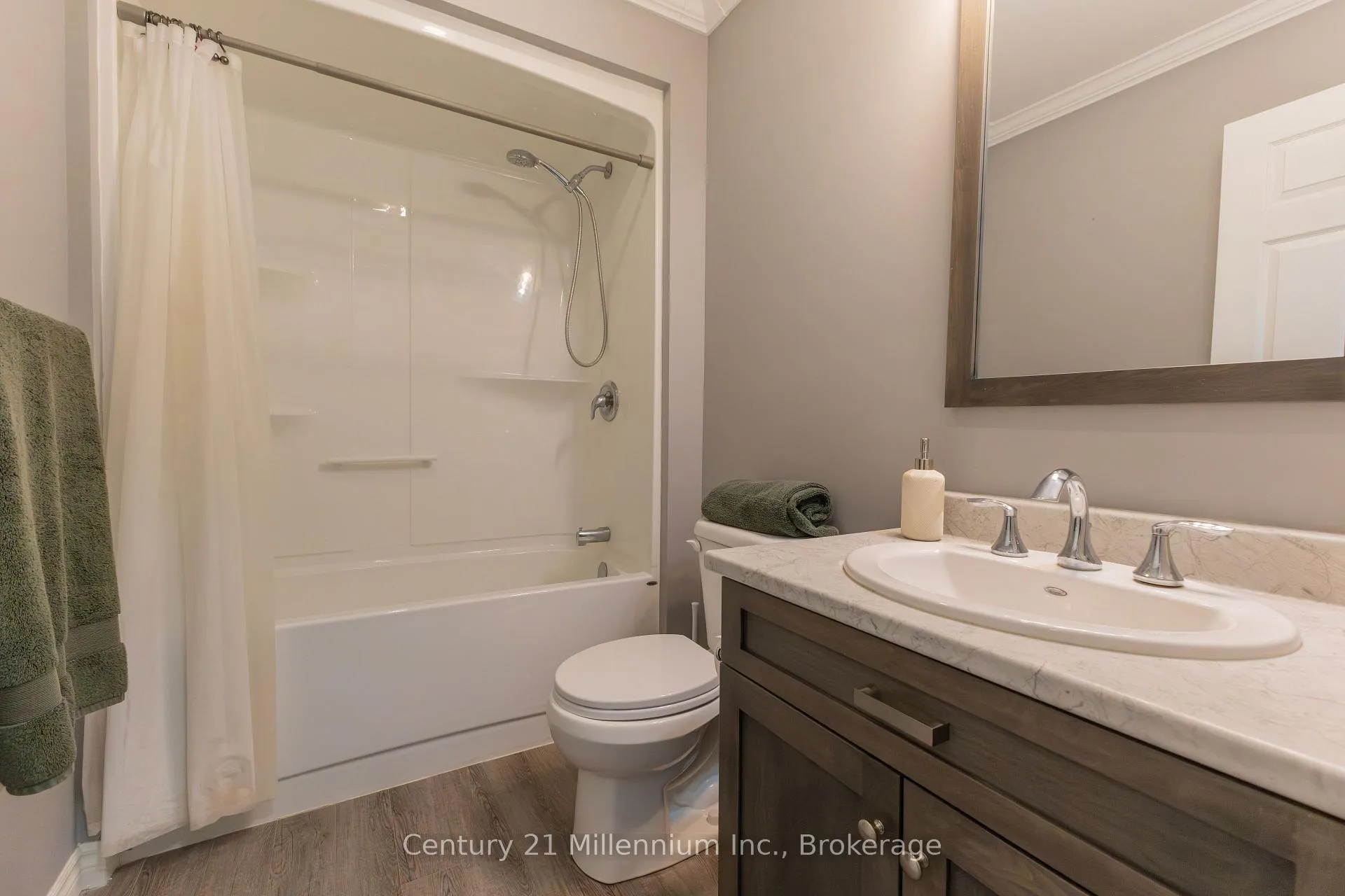 Photo 15 of 158 North Street, Arran-Elderslie — HOMEH