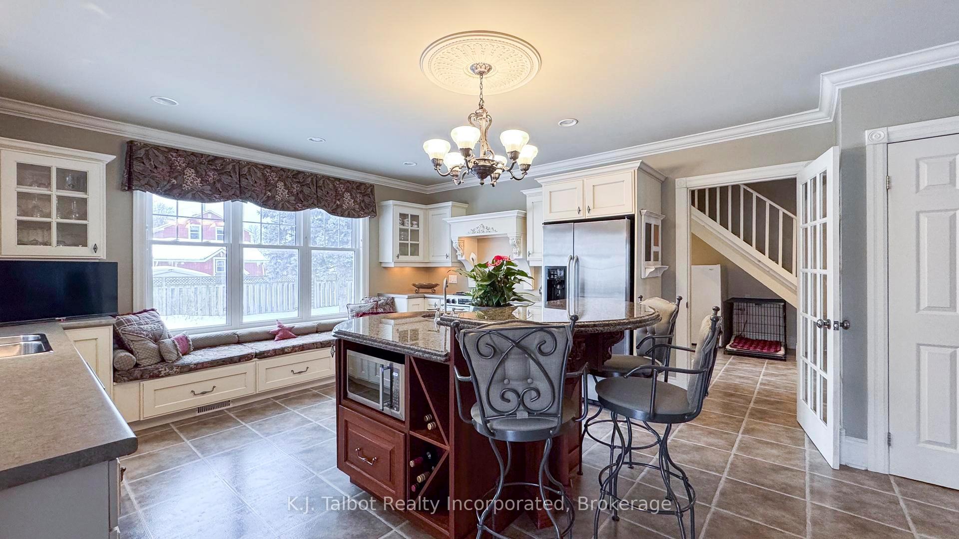 Photo 13 of 118 Anglesea Street, Goderich, Goderich (Town) — HOMEH