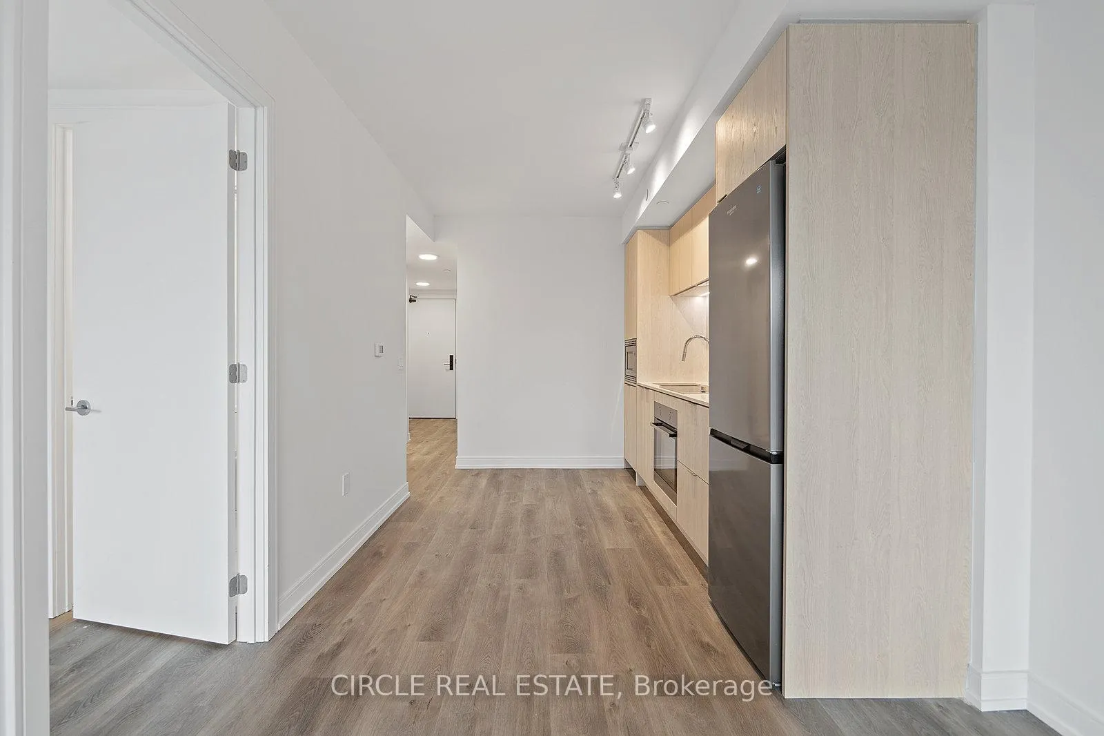 Photo 13 of Unit 1007, 1 Jarvis Street, Hamilton, Beasley — HOMEH