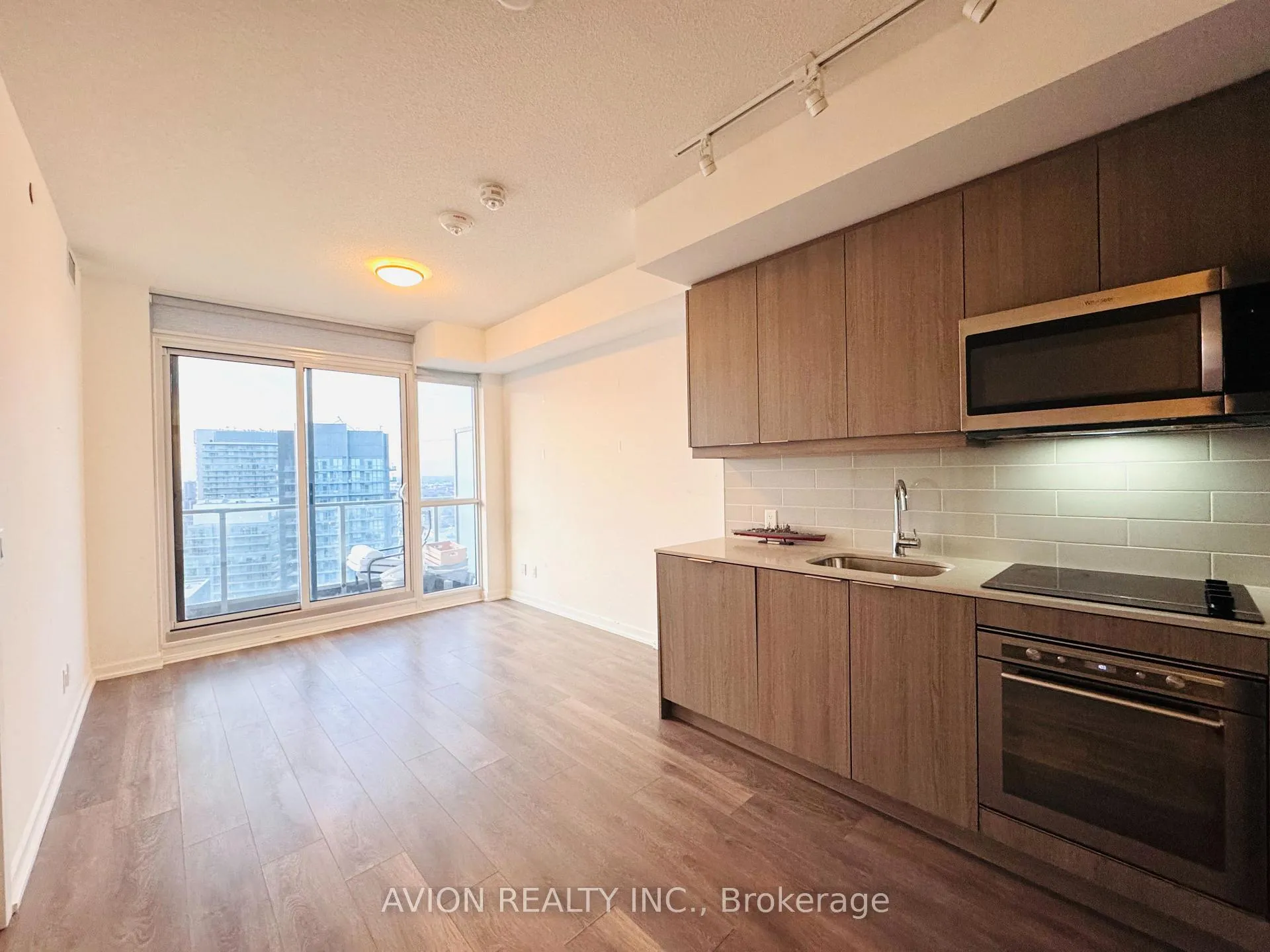 Front of Unit 3103, 32 Forest Manor Road