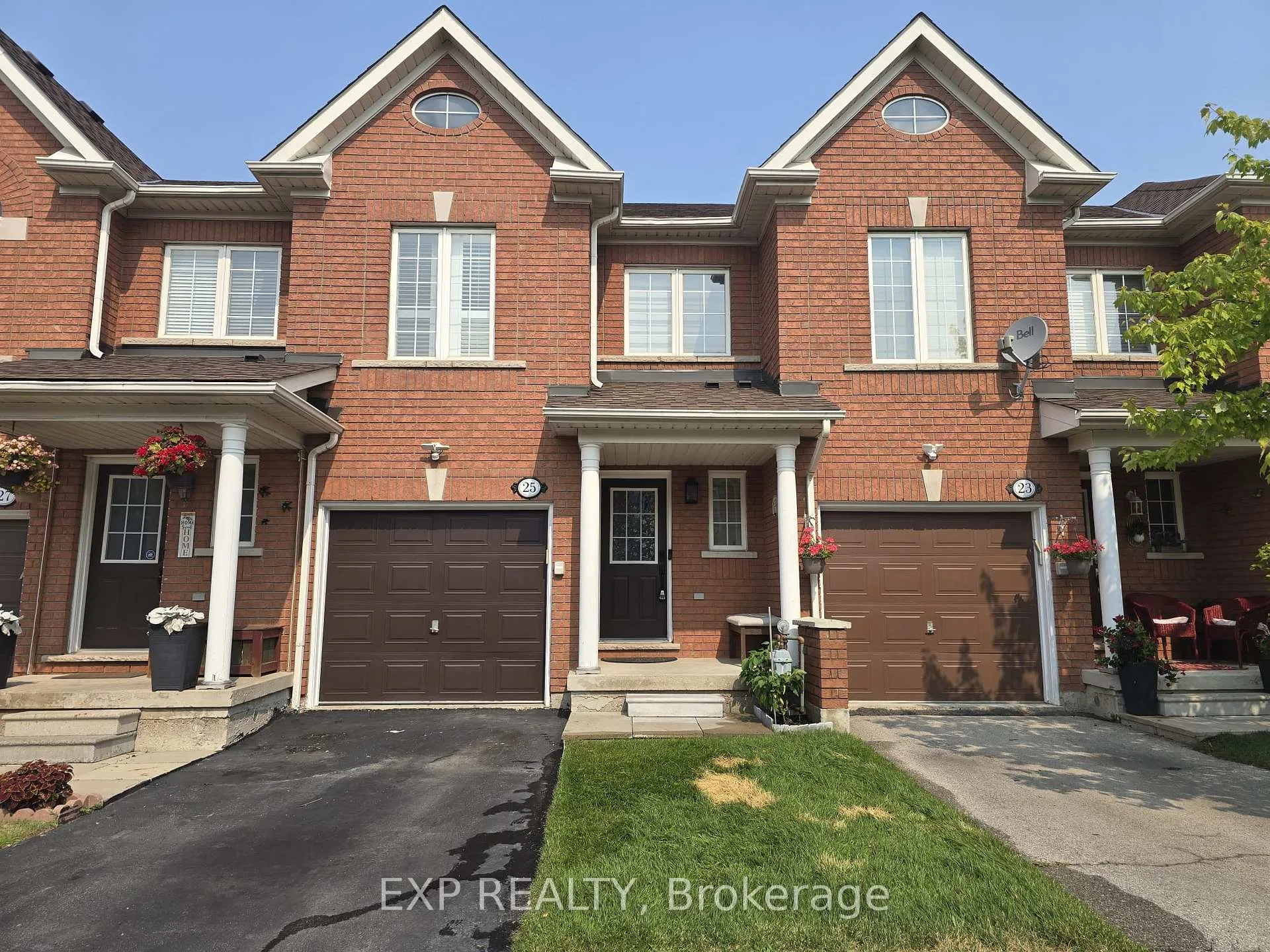 Front of Unit 25, 6399 Spinnaker Circle