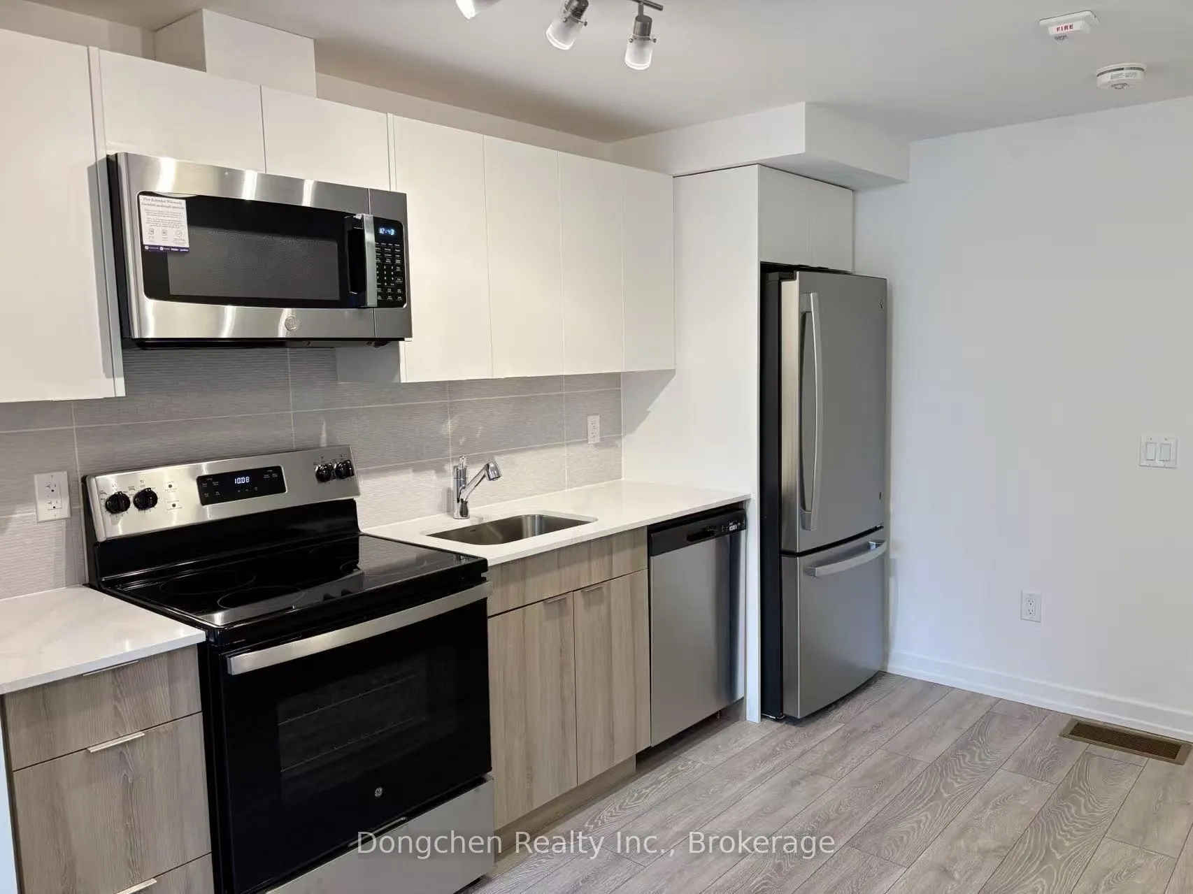 Photo 4 of Unit 39, 30 Calamint Lane, Scarborough, L'Amoreaux — HOMEH