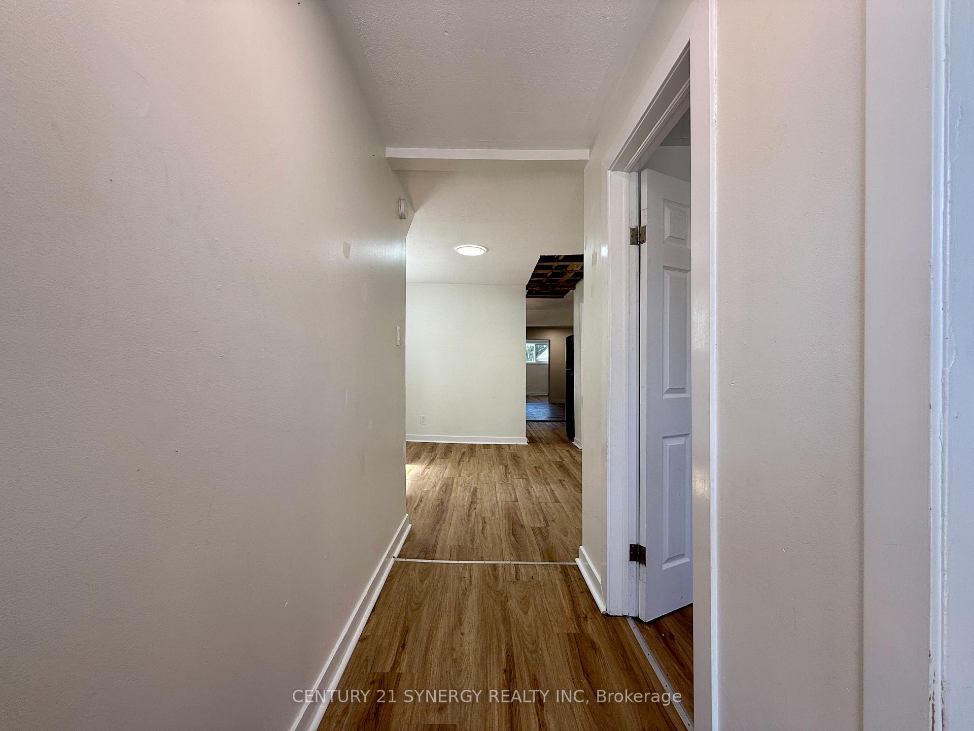 Photo 3 of 415 Mcconnell Avenue, Cornwall — HOMEH