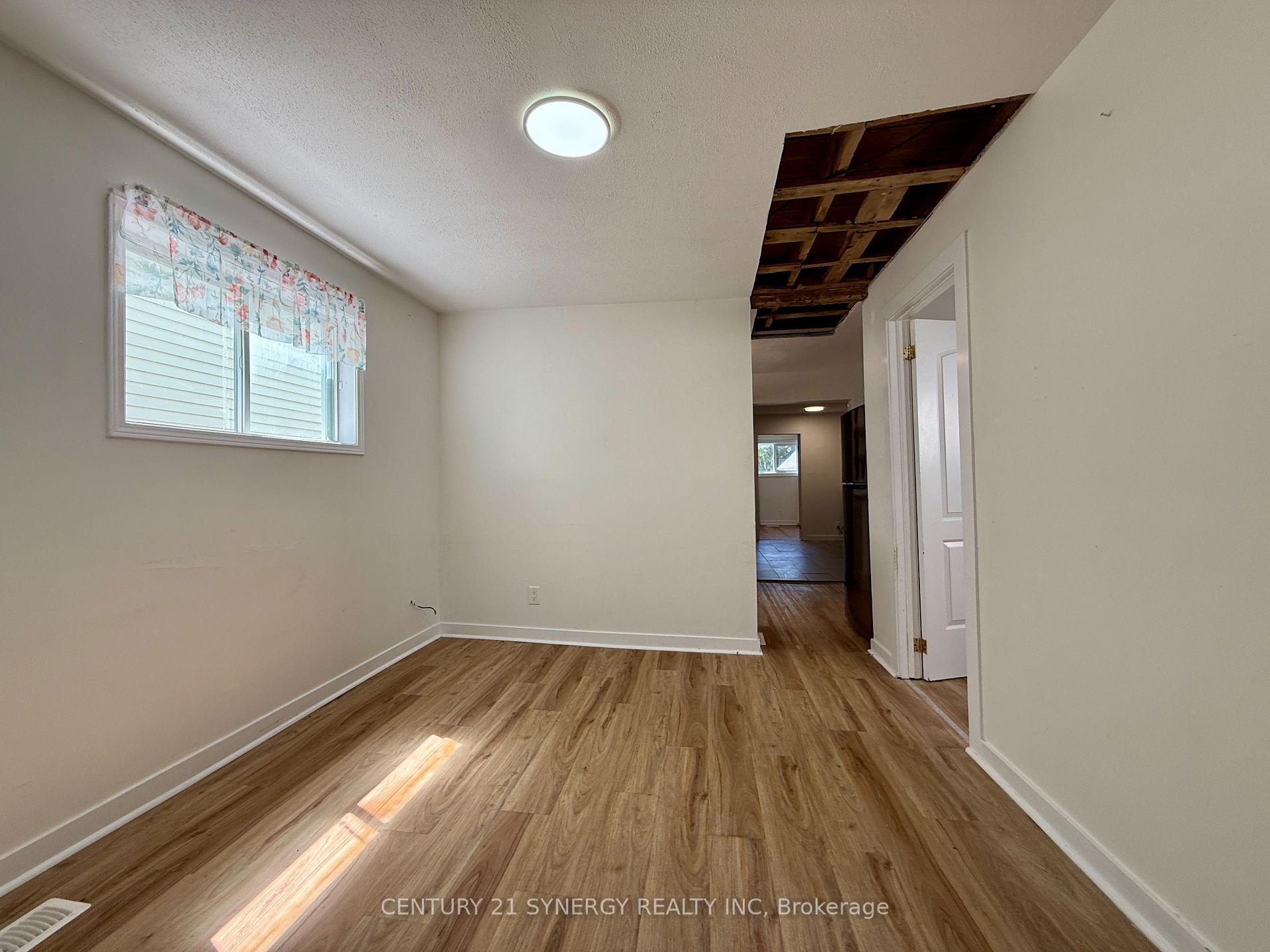 Photo 7 of 415 Mcconnell Avenue, Cornwall — HOMEH