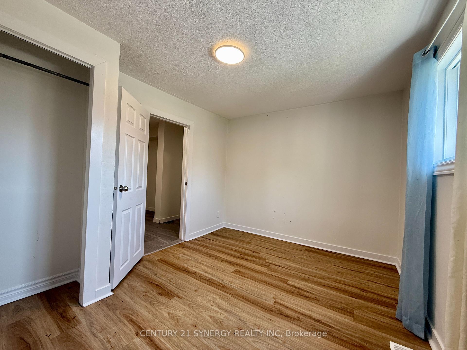 Photo 21 of 415 Mcconnell Avenue, Cornwall — HOMEH