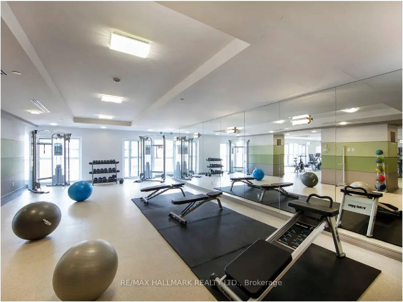 Photo 12 of Unit 1410, 570 Bay Street, Toronto, Bay Street Corridor — HOMEH