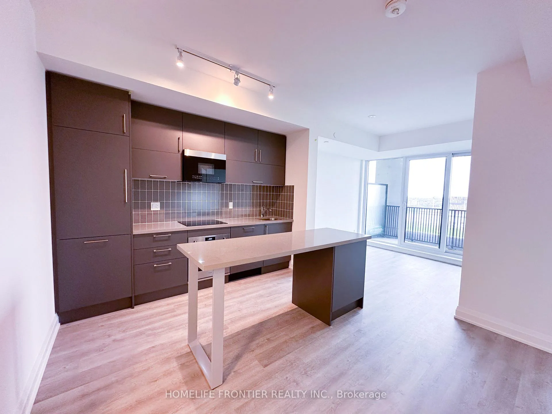 Photo 4 of Unit 1519, 56 Andre De Grasse Street, Markham, Unionville — HOMEH