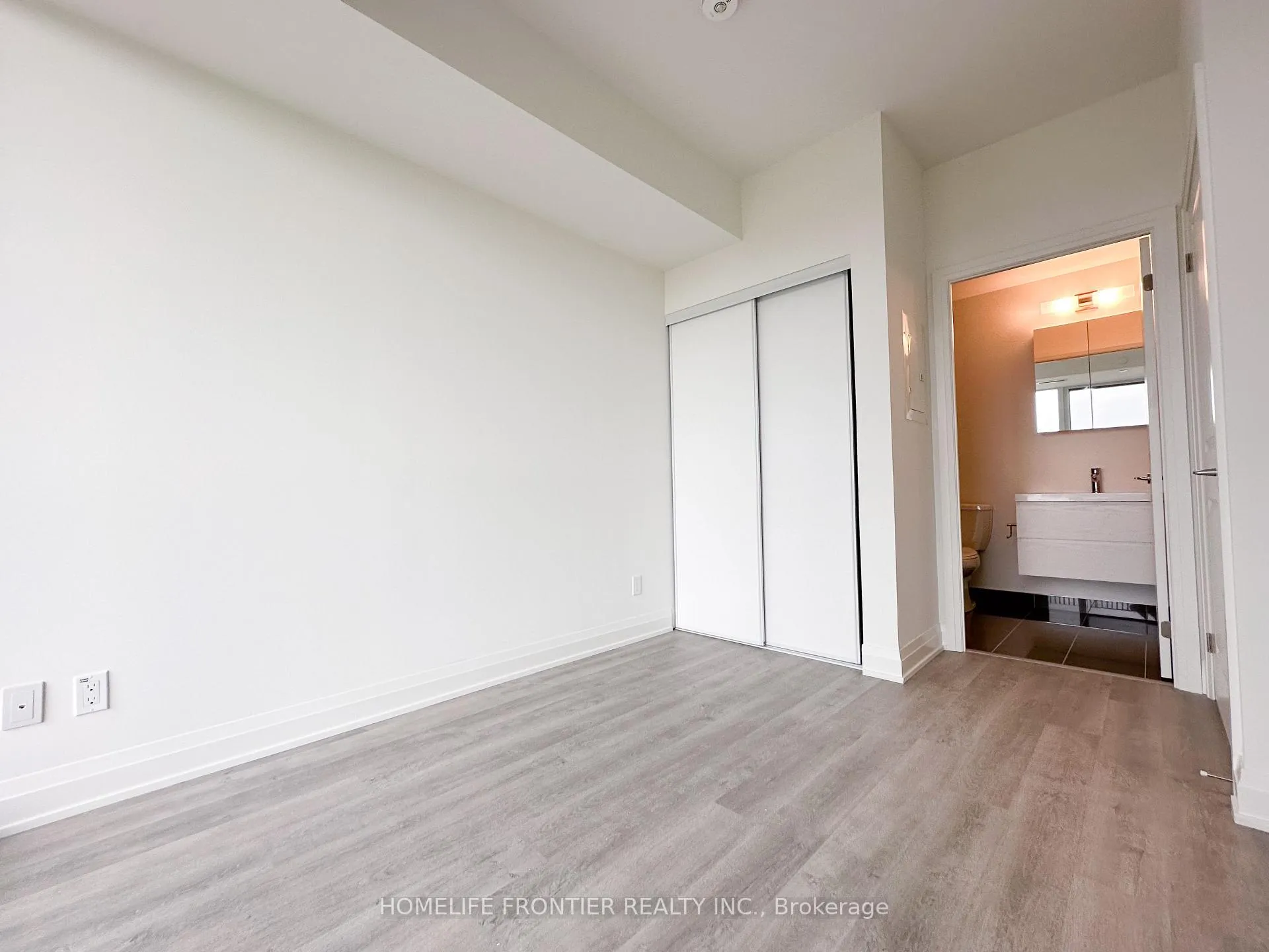 Photo 7 of Unit 1519, 56 Andre De Grasse Street, Markham, Unionville — HOMEH