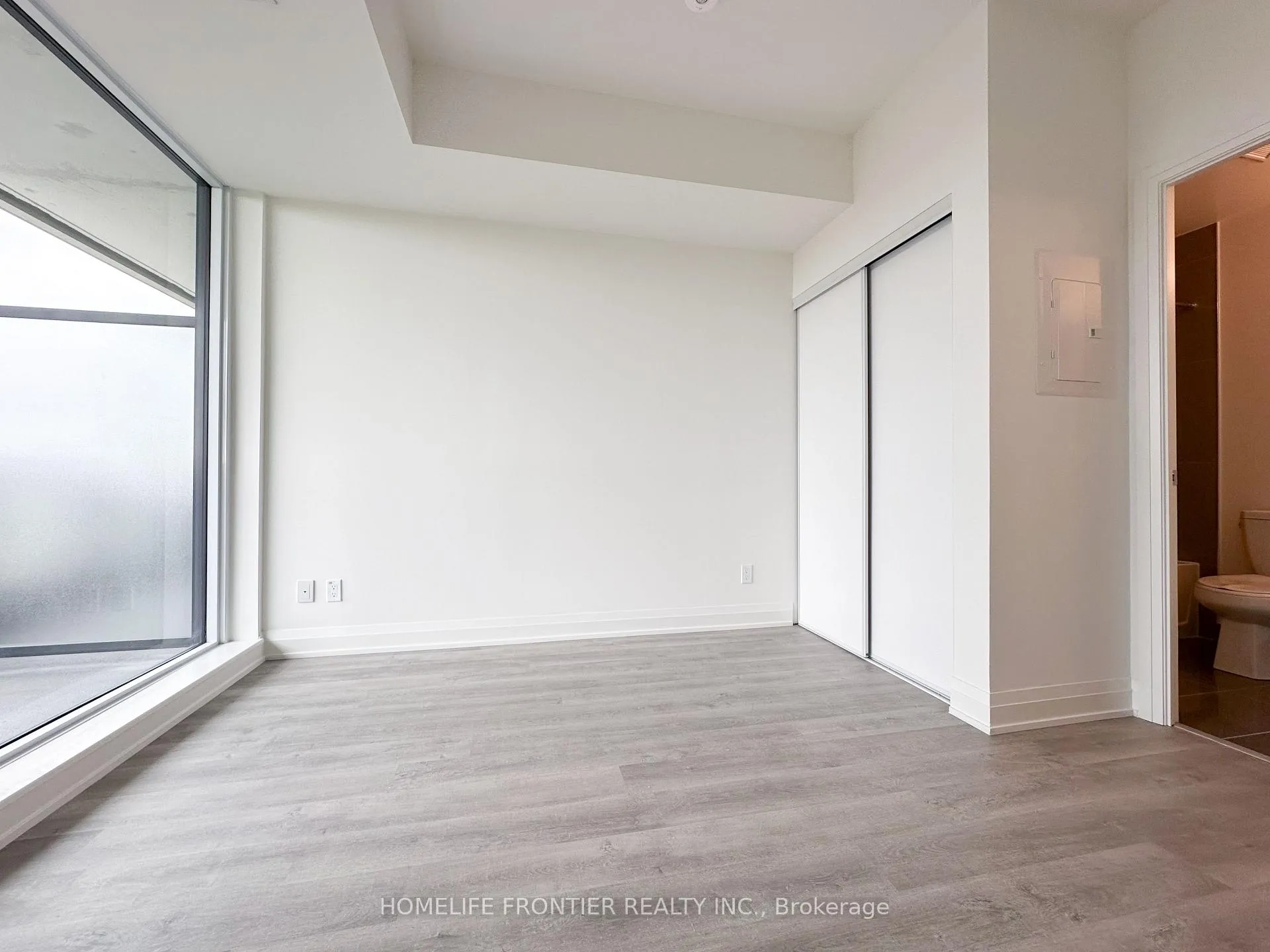 Photo 8 of Unit 1519, 56 Andre De Grasse Street, Markham, Unionville — HOMEH