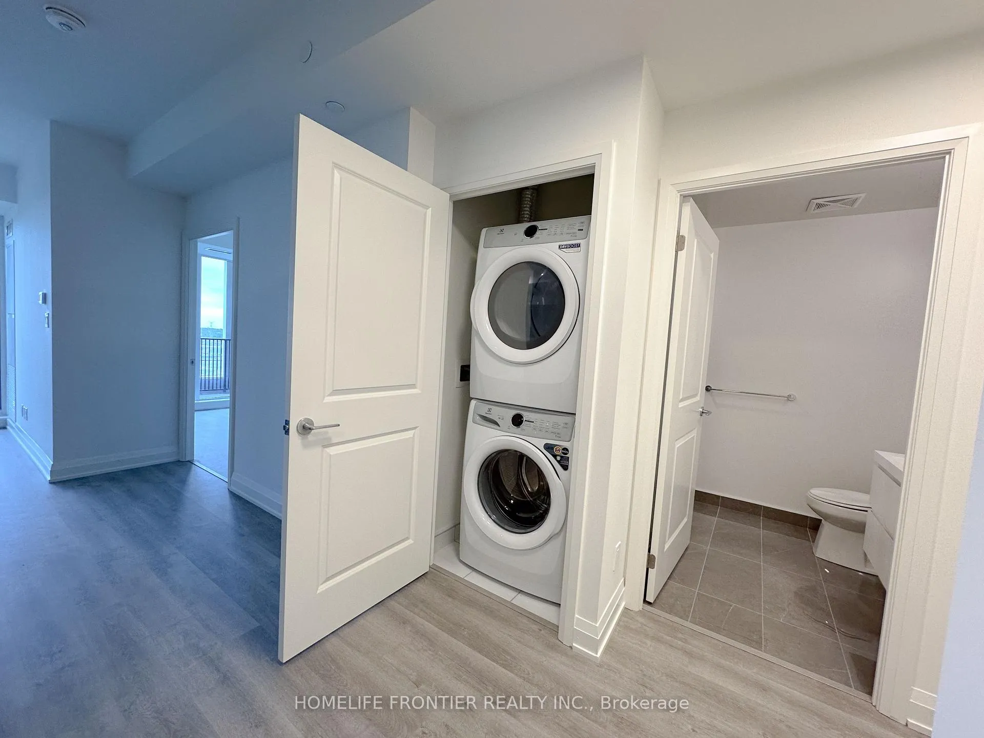 Photo 13 of Unit 1519, 56 Andre De Grasse Street, Markham, Unionville — HOMEH