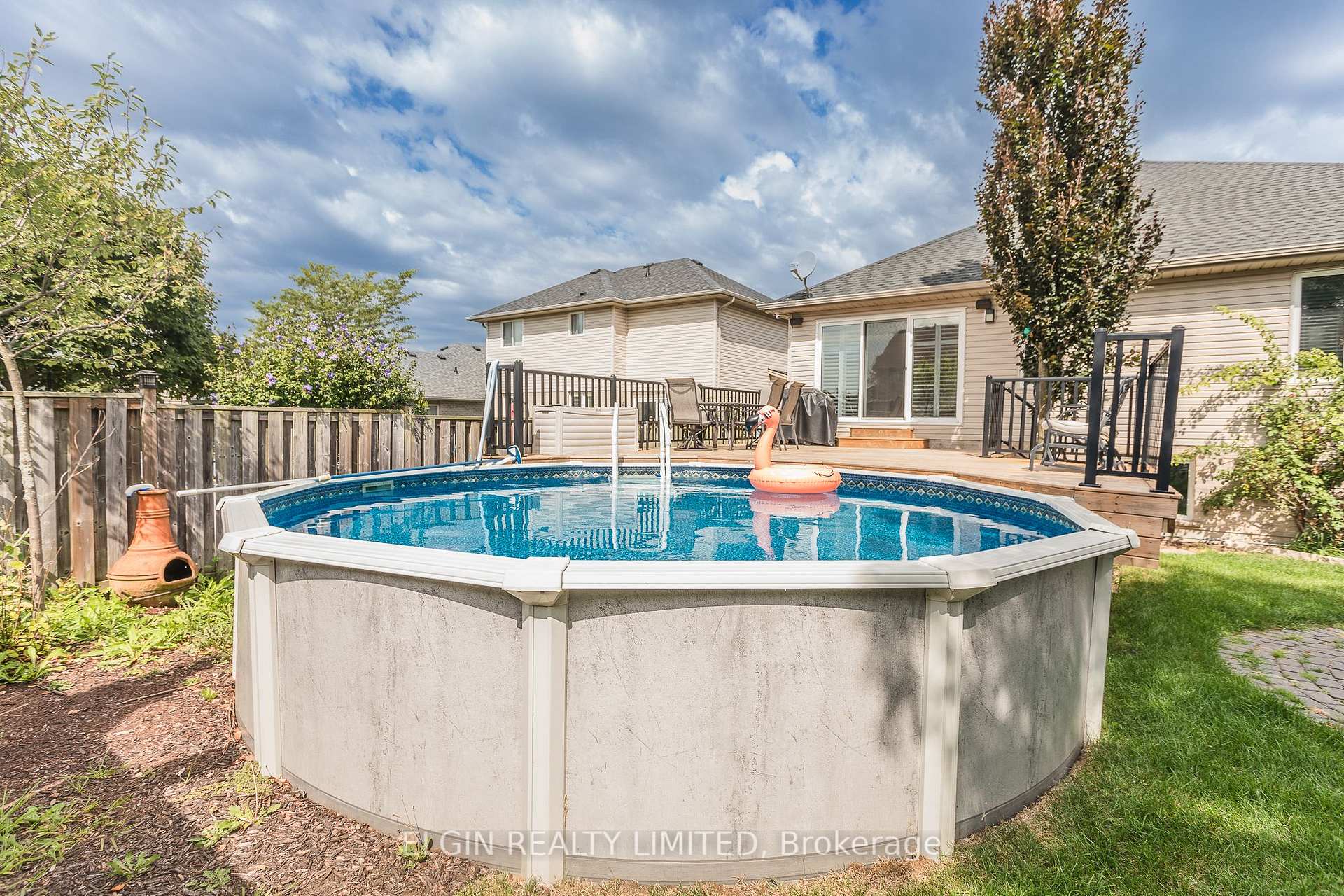 Photo 35 of 67 Shaw Boulevard, Central Elgin, Rural Central Elgin — HOMEH