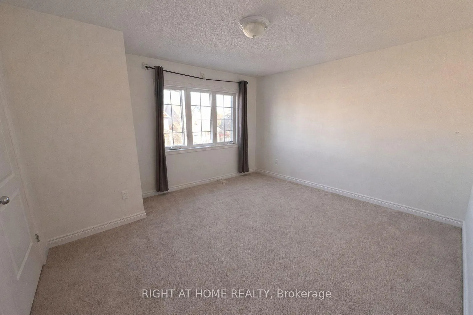 Photo 18 of 2444 Secreto Drive, Oshawa, Windfields — HOMEH