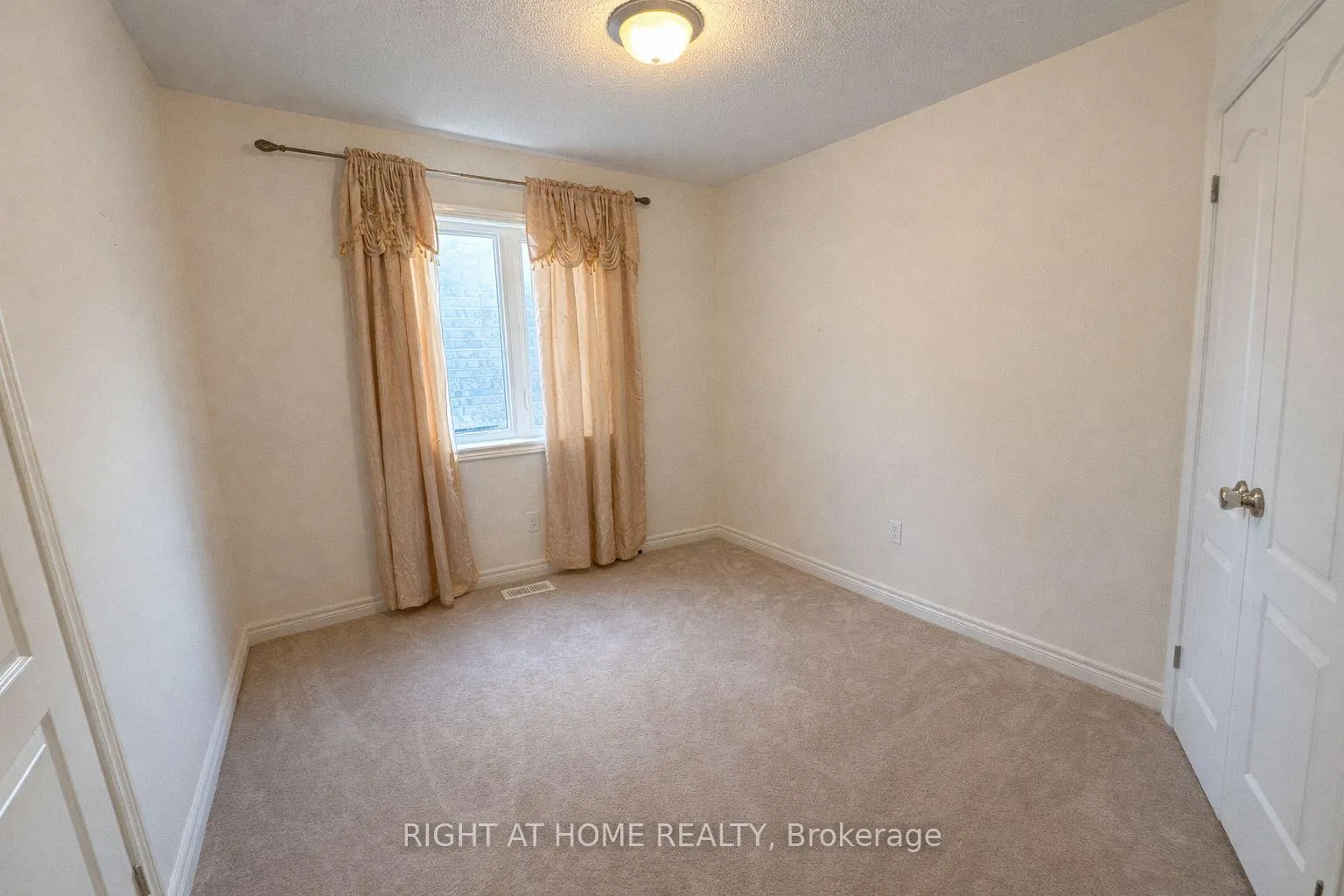 Photo 20 of 2444 Secreto Drive, Oshawa, Windfields — HOMEH