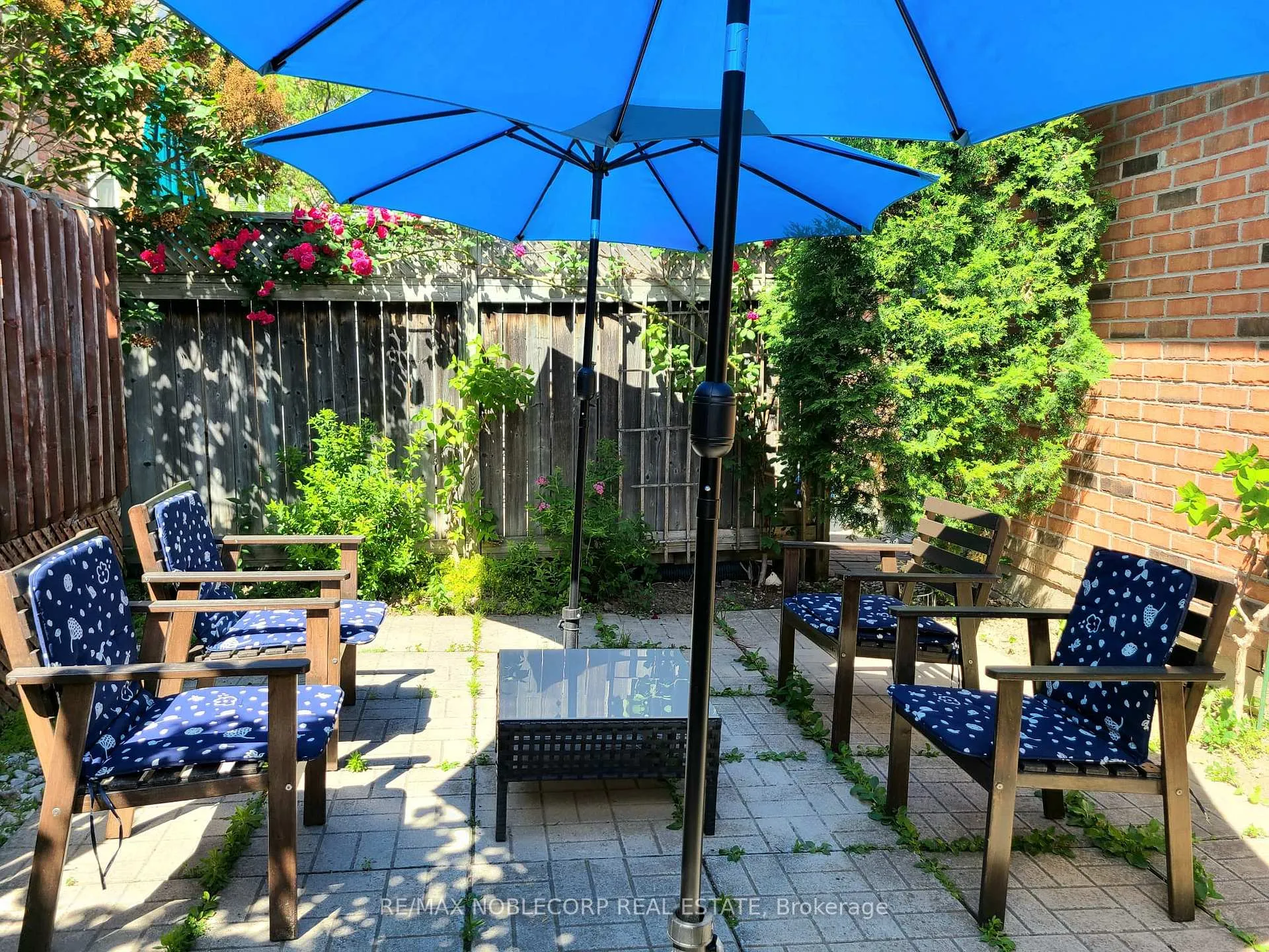 Photo 33 of Unit D, 17 Overlea Boulevard, Toronto, Thorncliffe Park — HOMEH