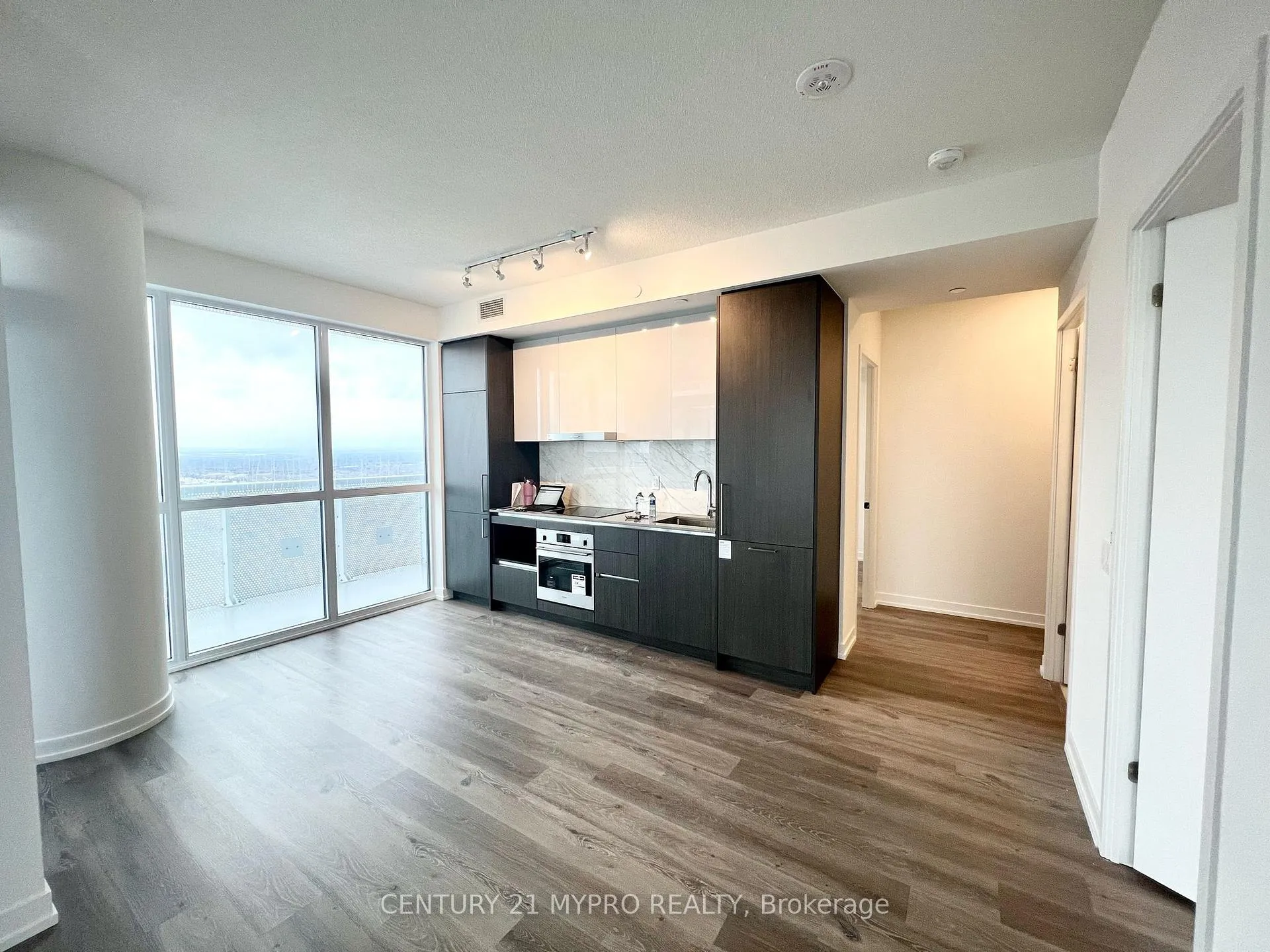 Photo 13 of Unit 2806, 225 Commerce Street, Vaughan, Vaughan Corporate Centre — HOMEH