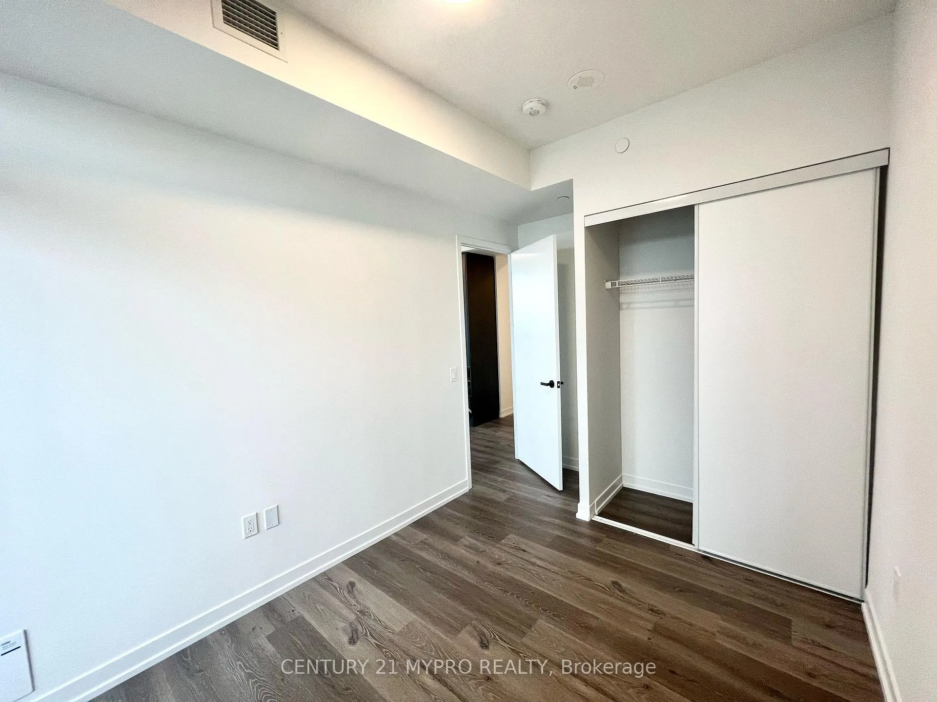 Photo 16 of Unit 2806, 225 Commerce Street, Vaughan, Vaughan Corporate Centre — HOMEH