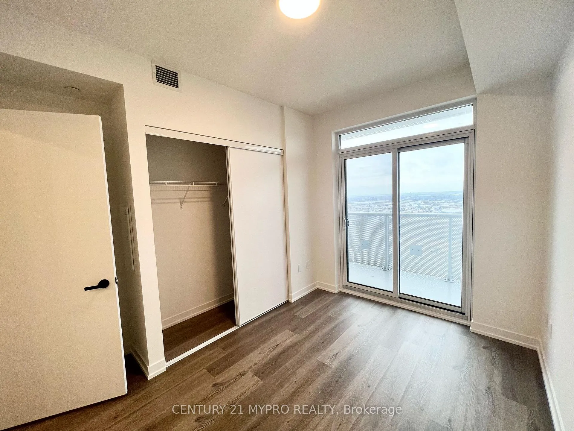 Photo 20 of Unit 2806, 225 Commerce Street, Vaughan, Vaughan Corporate Centre — HOMEH