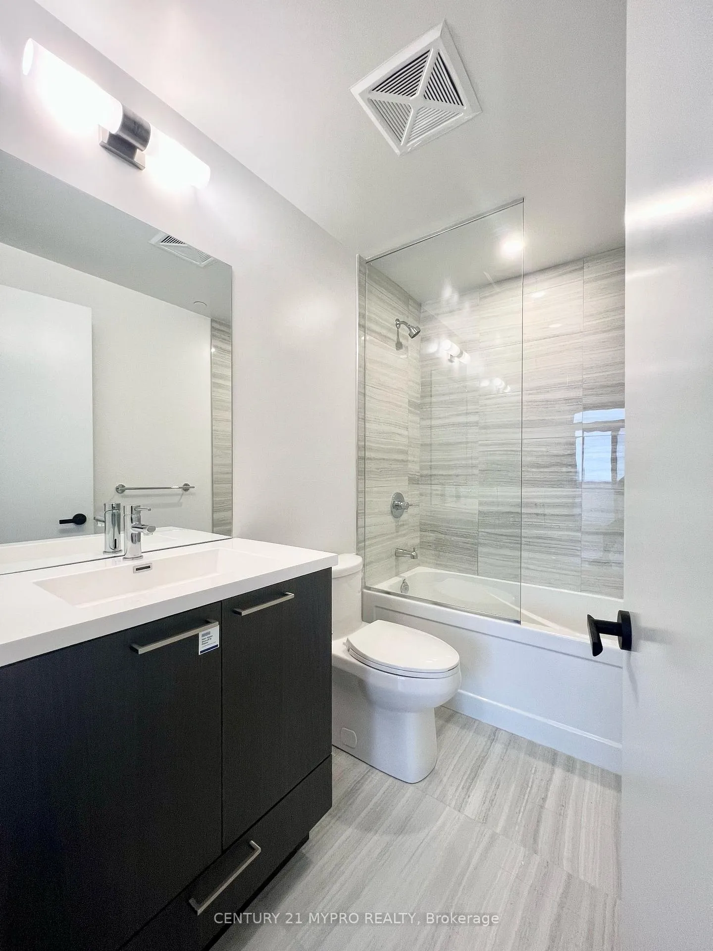 Photo 24 of Unit 2806, 225 Commerce Street, Vaughan, Vaughan Corporate Centre — HOMEH