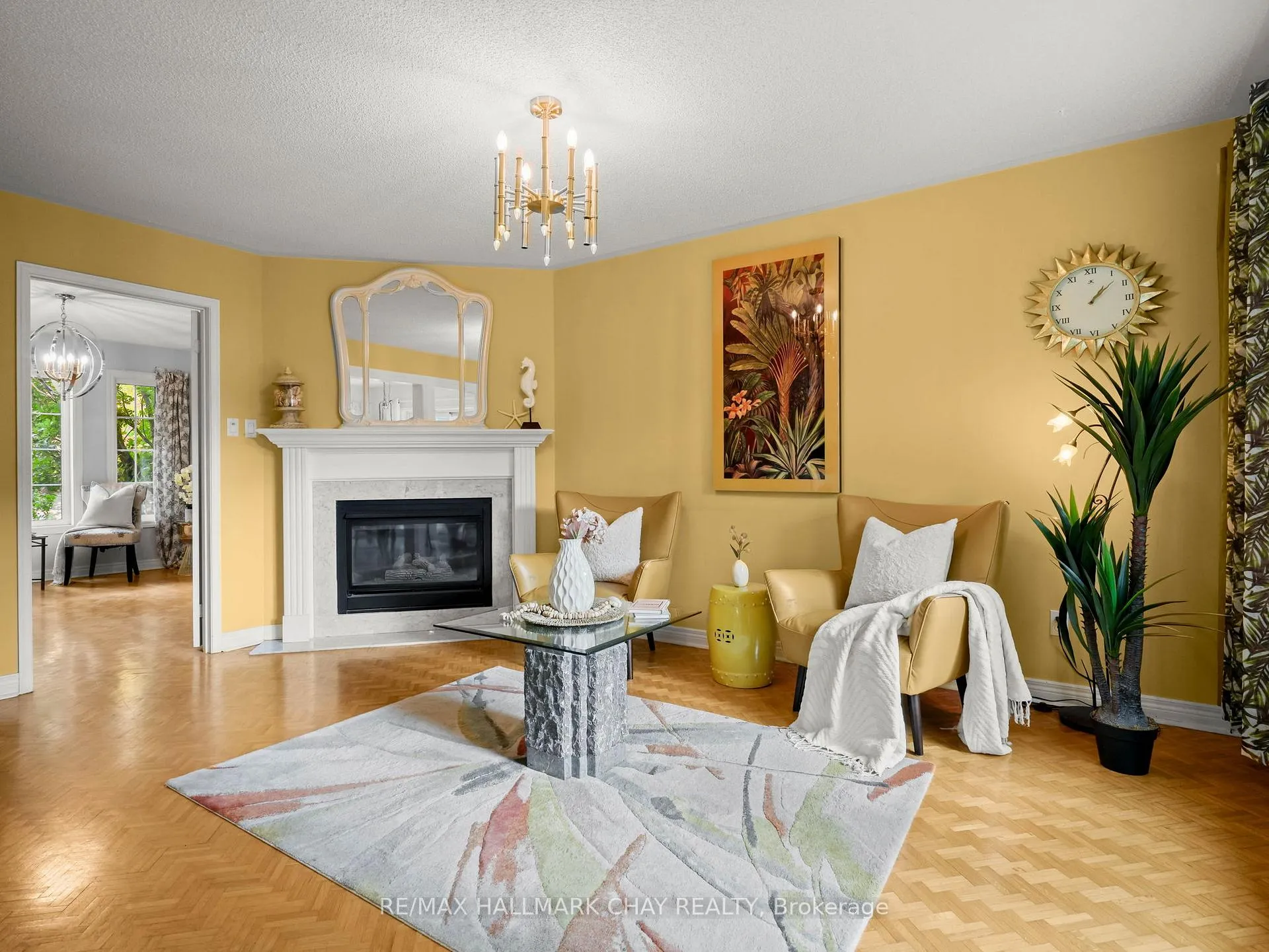 Photo 13 of 19 Darling Crescent, New Tecumseth, Alliston — HOMEH