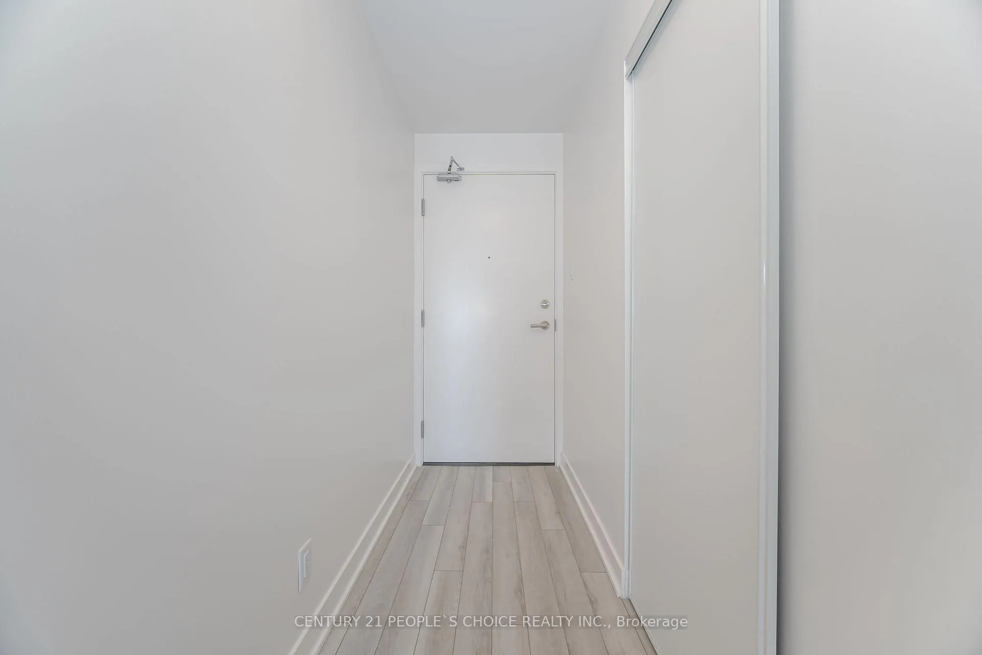 Photo 5 of Unit 601, 55 Clarington Boulevard, Clarington, Bowmanville — HOMEH