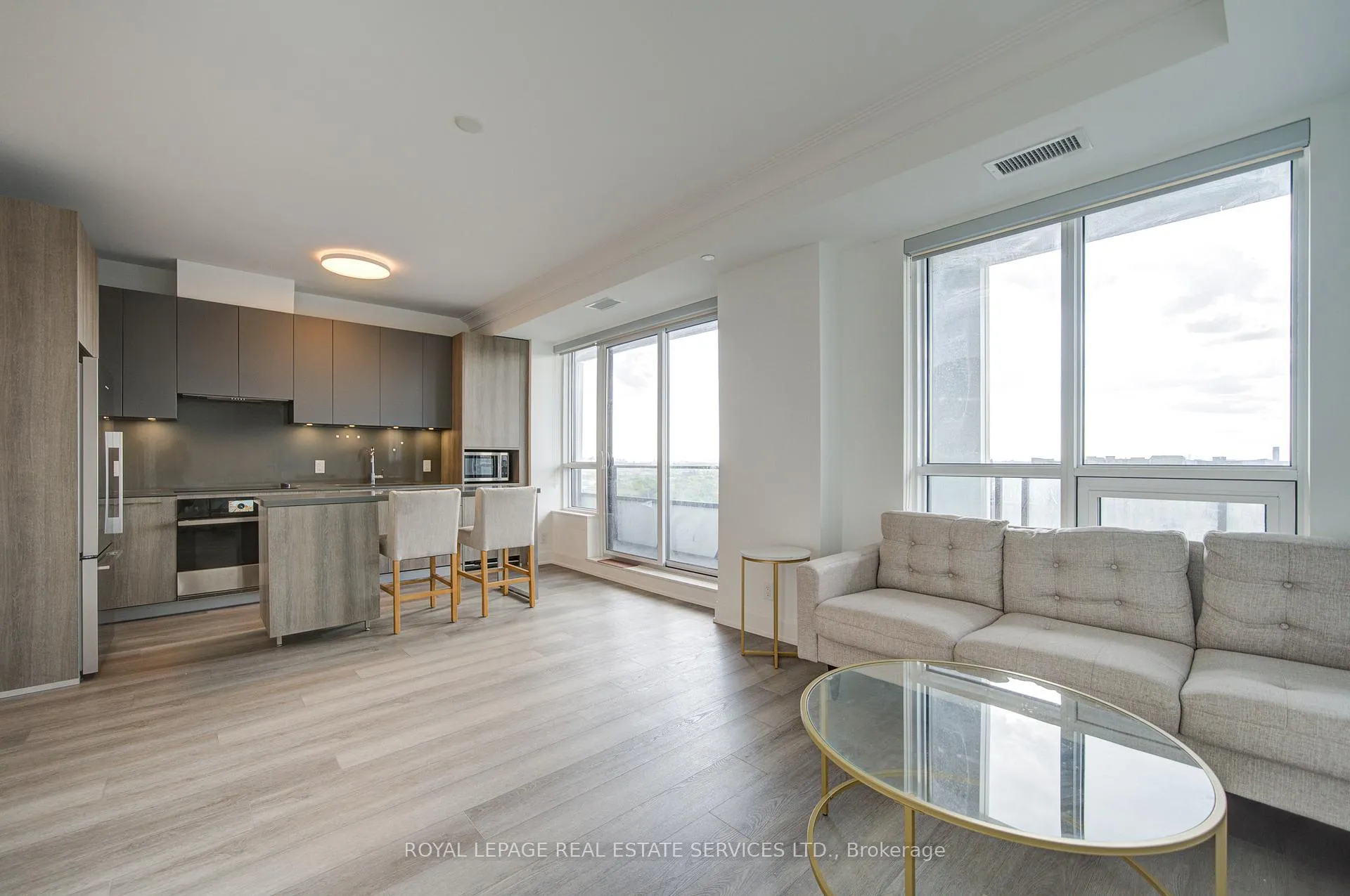 Photo 13 of Unit 2005, 38 Water Walk, Markham, Unionville — HOMEH